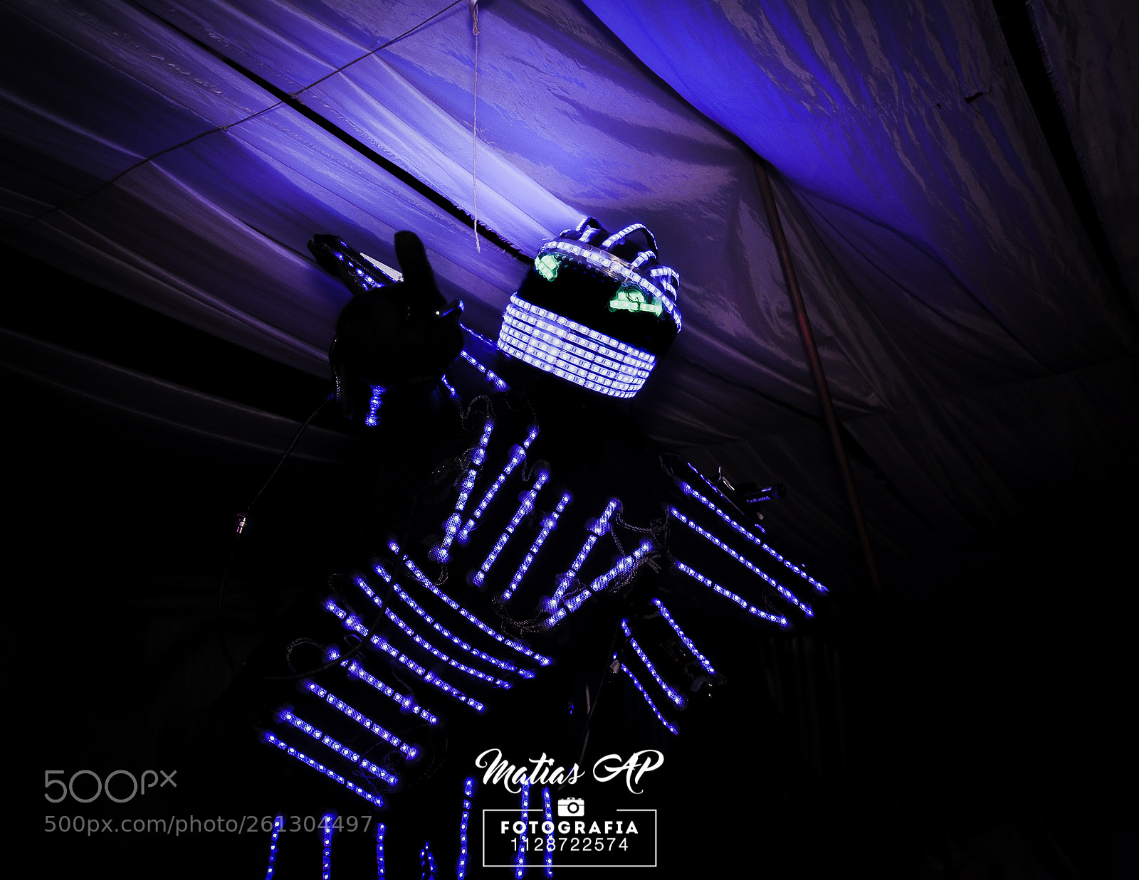 Nikon D90 sample photo. Robot photography