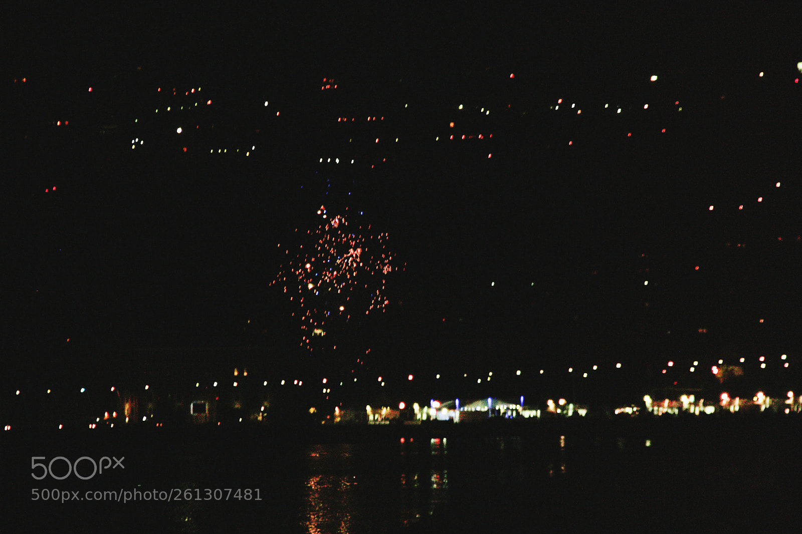 Canon EOS 1000D (EOS Digital Rebel XS / EOS Kiss F) sample photo. Firework photography