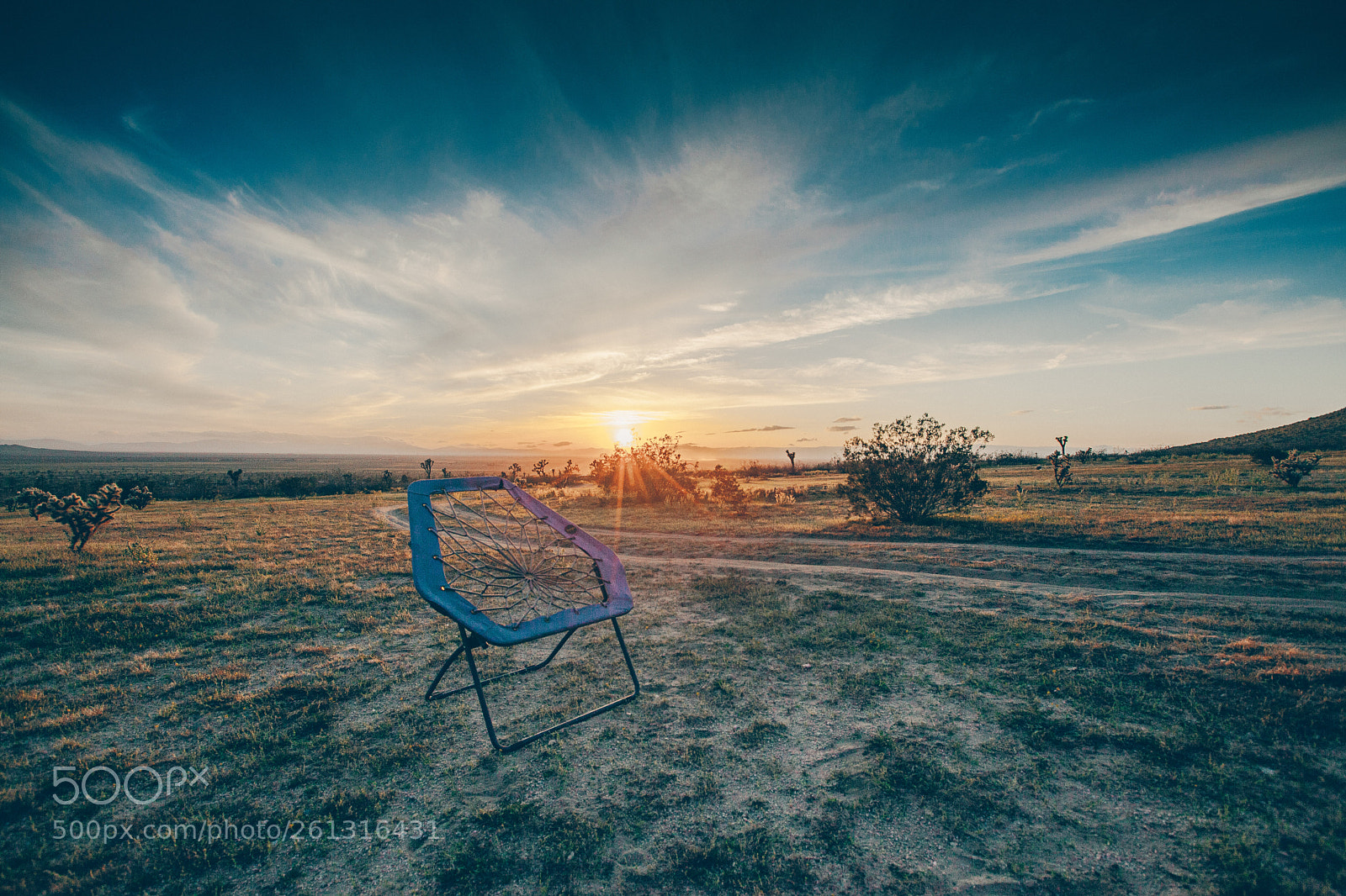 Canon EOS 5D Mark II sample photo. Deserted chair in the photography