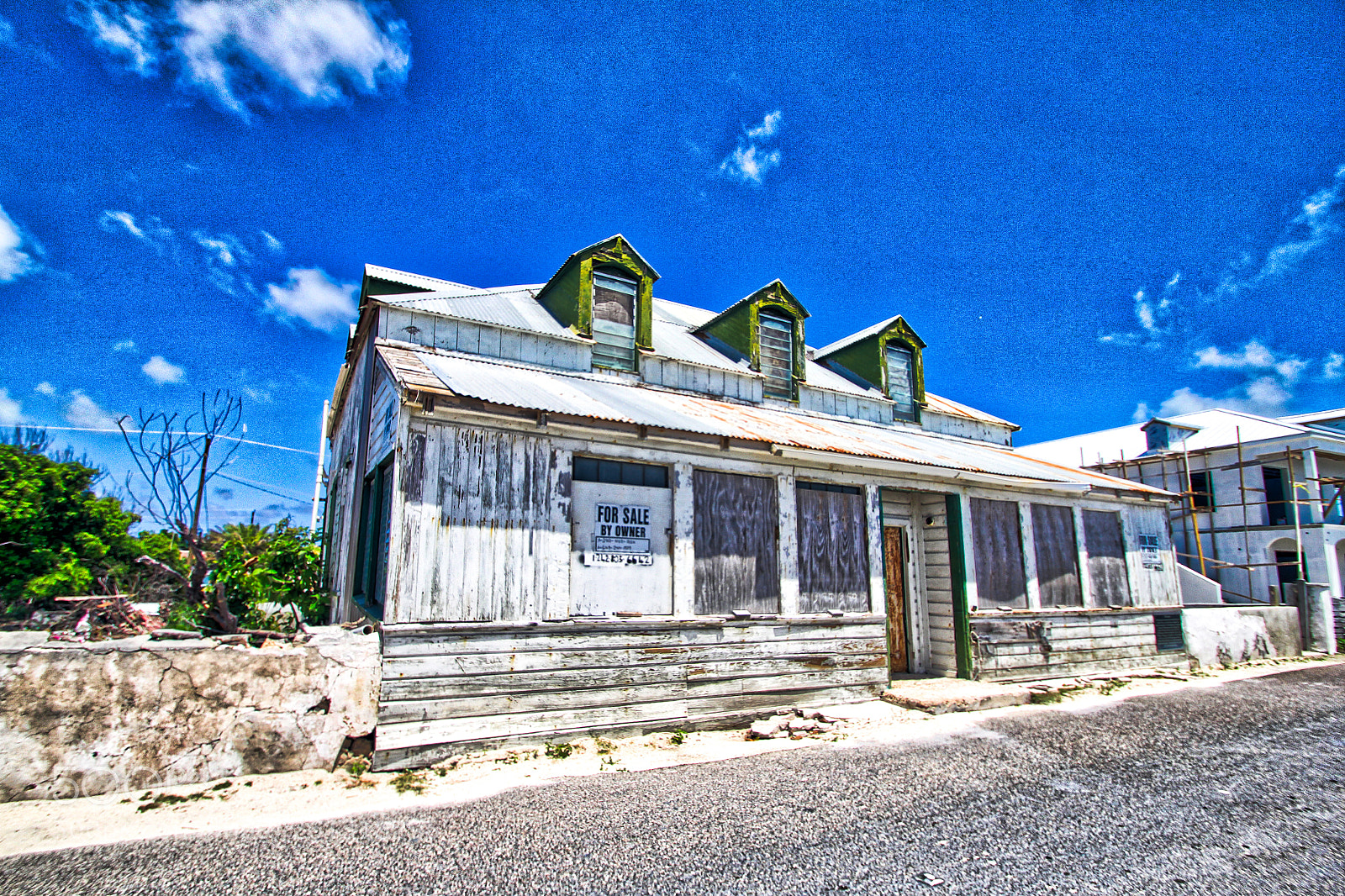 Canon EOS 60D sample photo. Abandonded building on grand photography