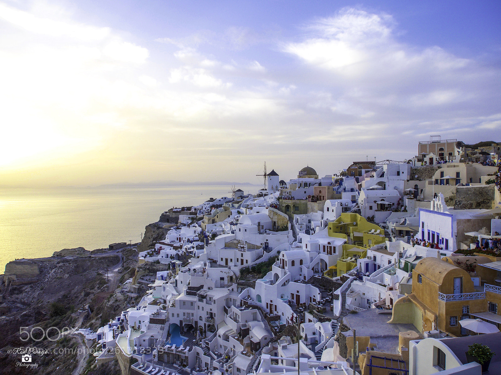 Olympus OM-D E-M5 II sample photo. Sunset at oia... photography