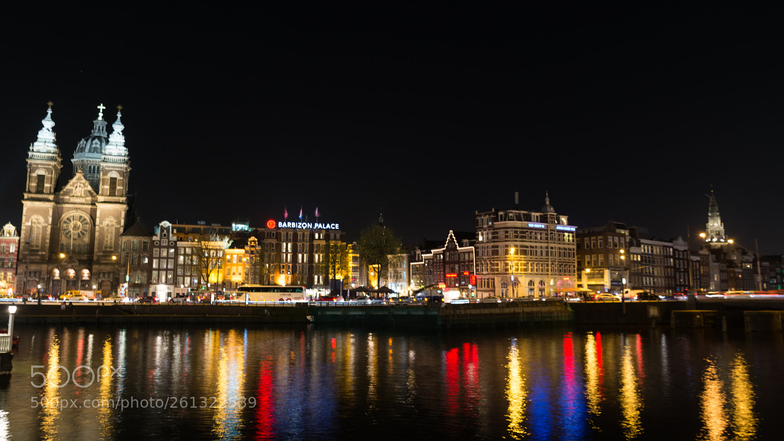 Nikon D5200 sample photo. Dam square photography