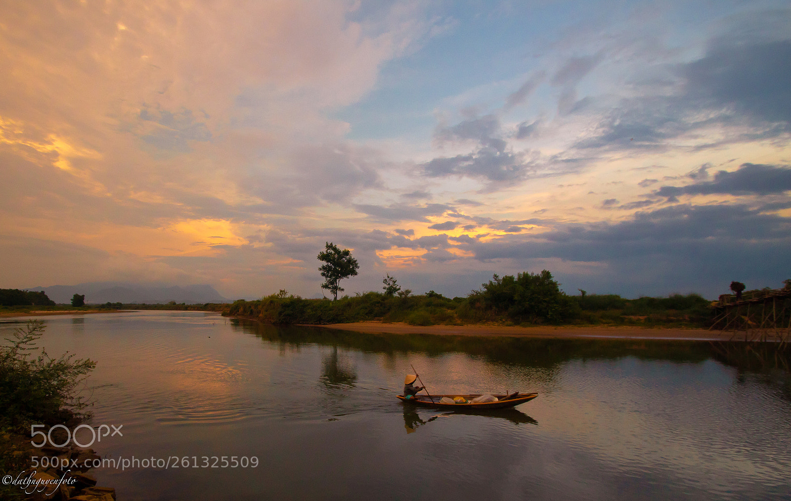 Canon EOS 7D Mark II sample photo. Gloaming . photography