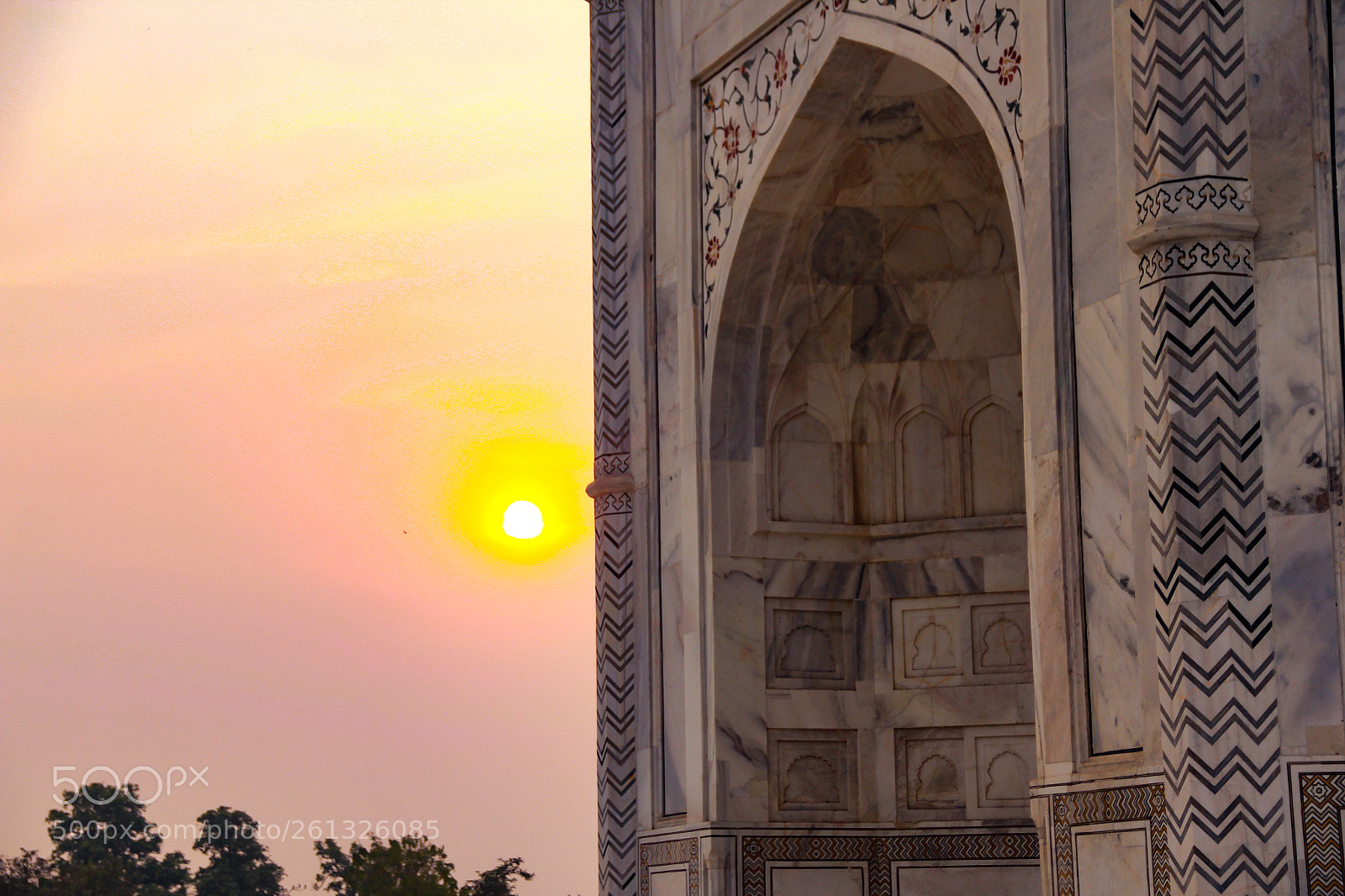 Canon EOS 60D sample photo. Sunset against the taj photography