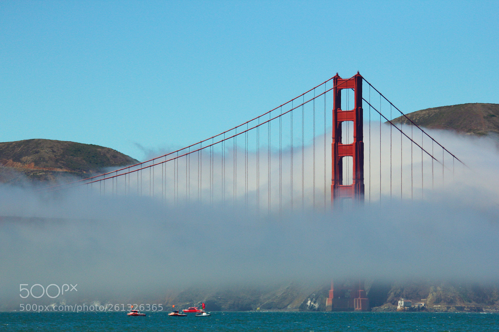 Canon EOS 60D sample photo. Fog on the bay photography