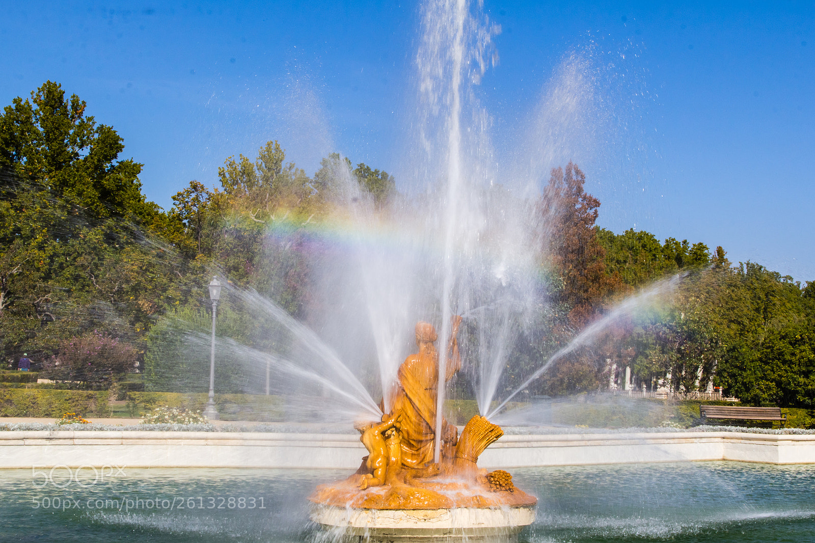 Canon EOS 60D sample photo. Rainbow on the fountain photography