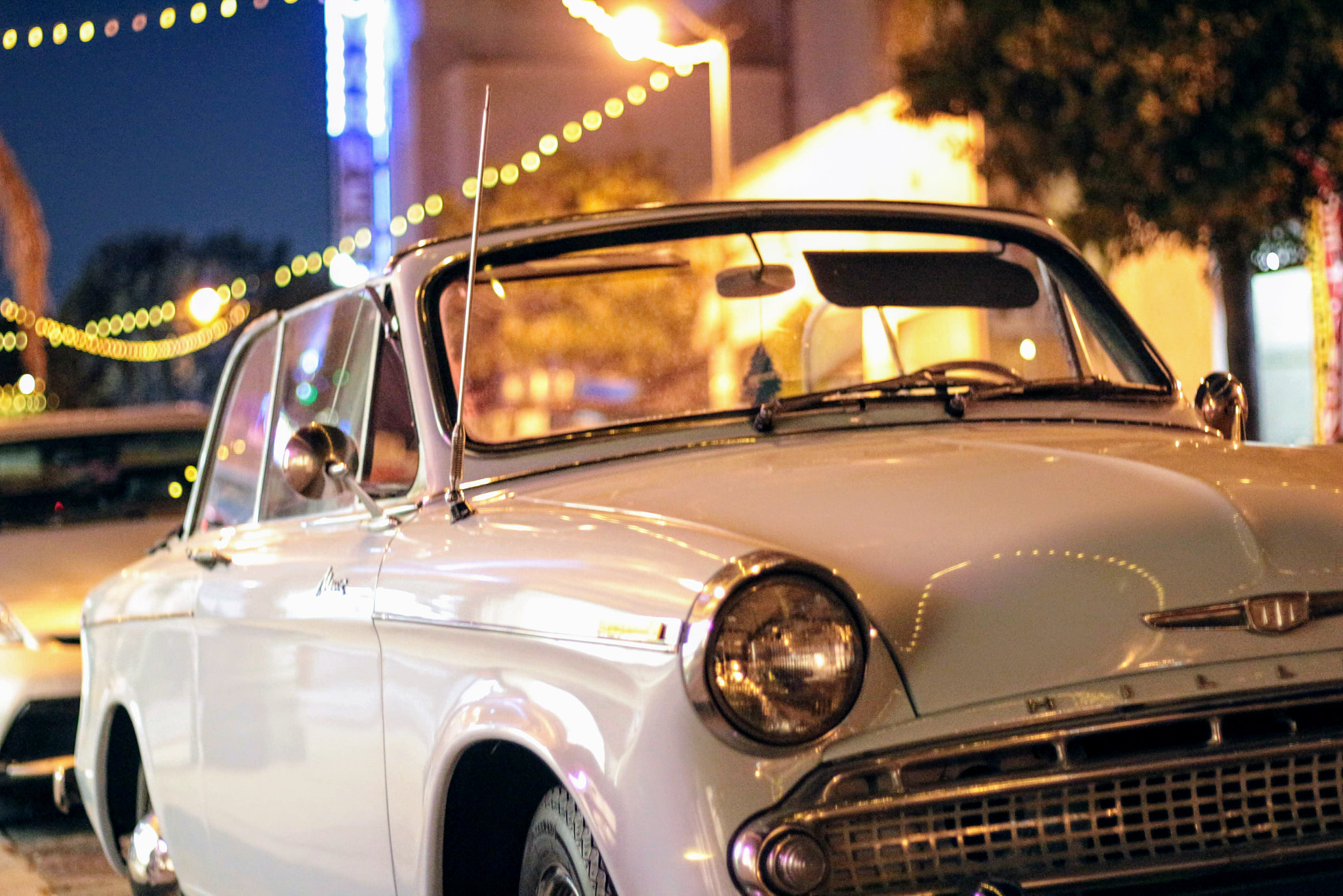 Canon EOS 650D (EOS Rebel T4i / EOS Kiss X6i) sample photo. Vintage car photography