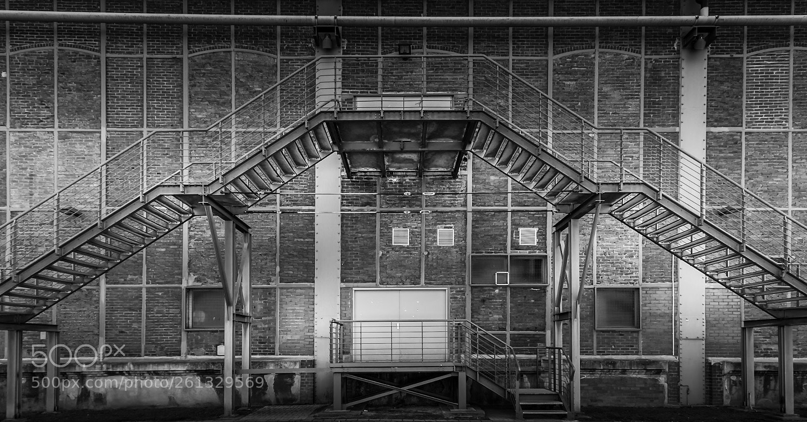 Canon EOS 70D sample photo. Stairs photography