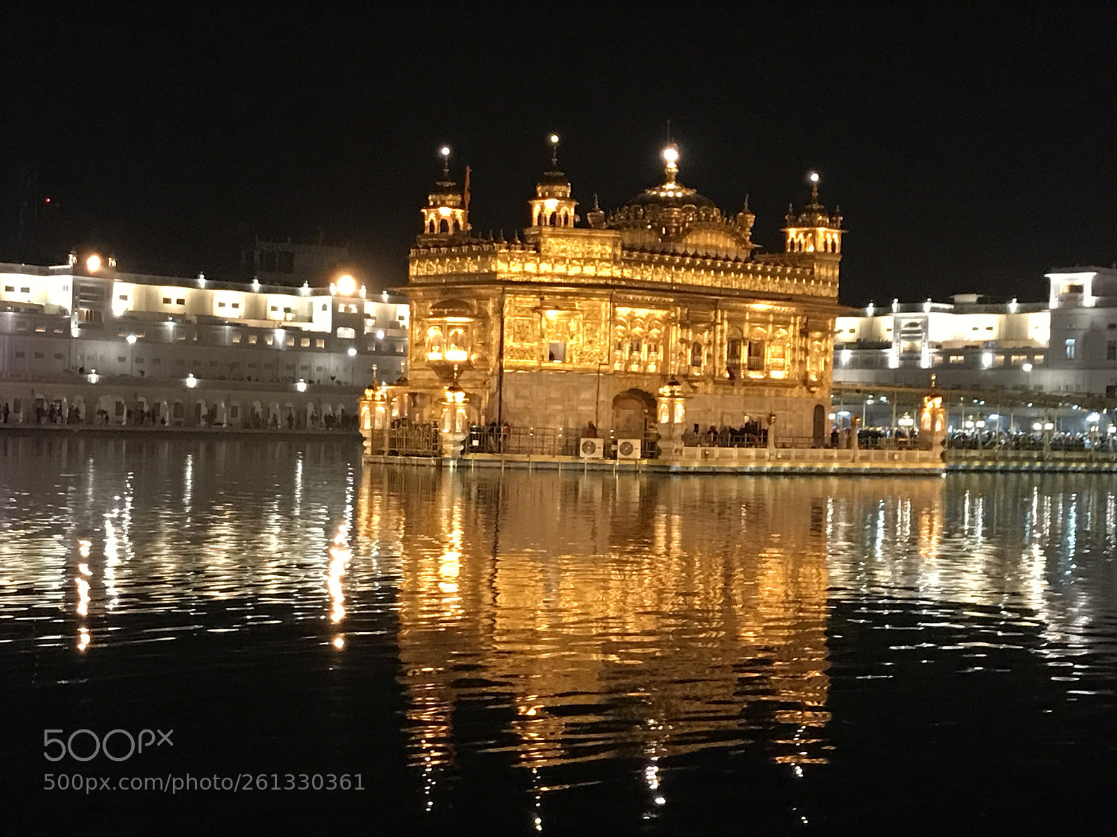 Apple iPhone 7 sample photo. The beautiful golden temple  photography
