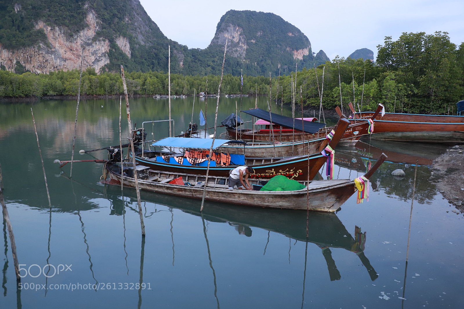Canon EOS 6D Mark II sample photo. Untitled photography