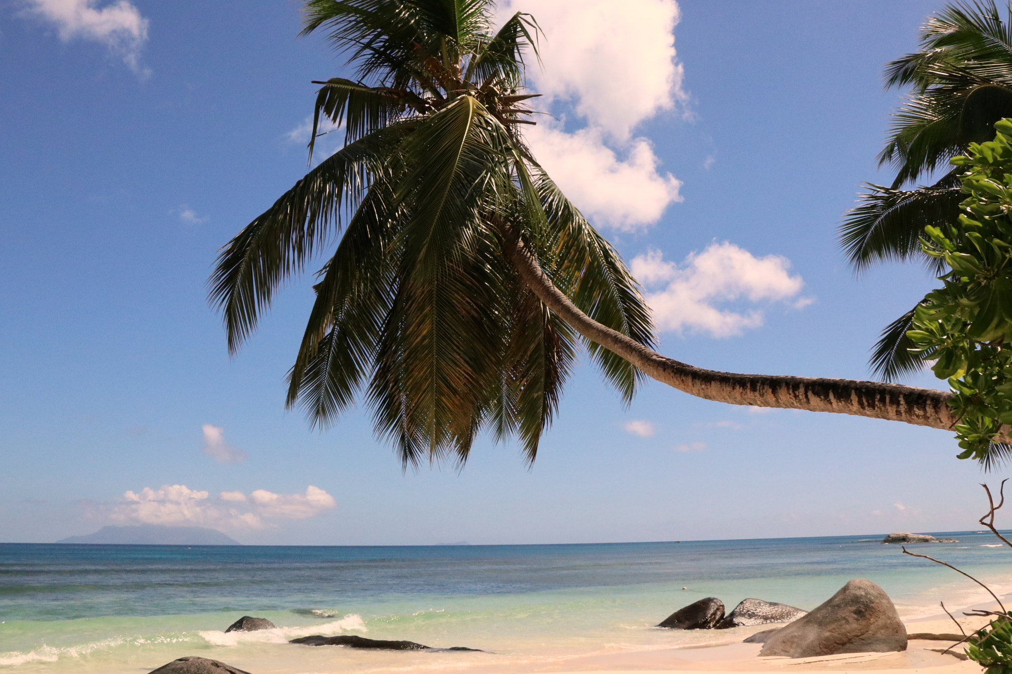 Canon EOS M5 sample photo. Beach seychelles photography