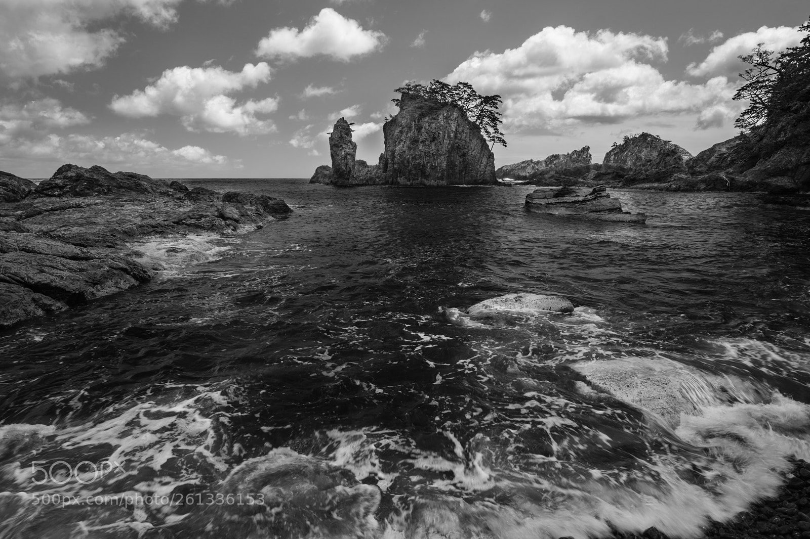 Fujifilm X-T2 sample photo. Lovely coast bw photography