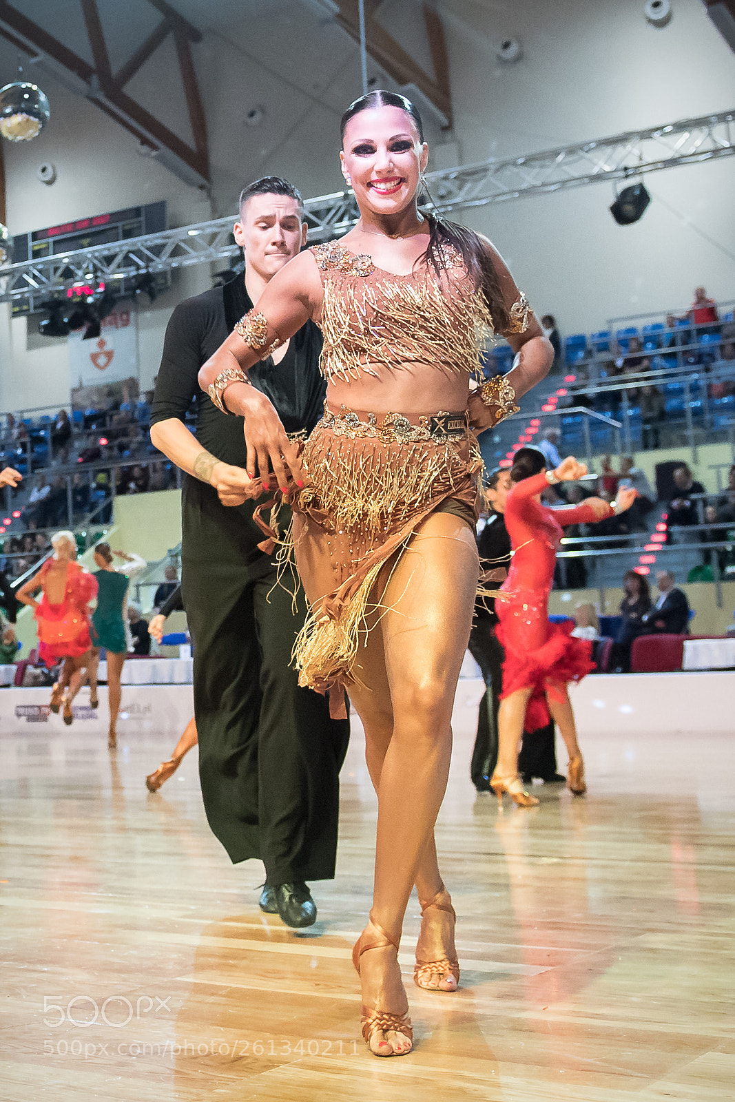 Nikon D5 sample photo. Dancers dancing latin dance photography