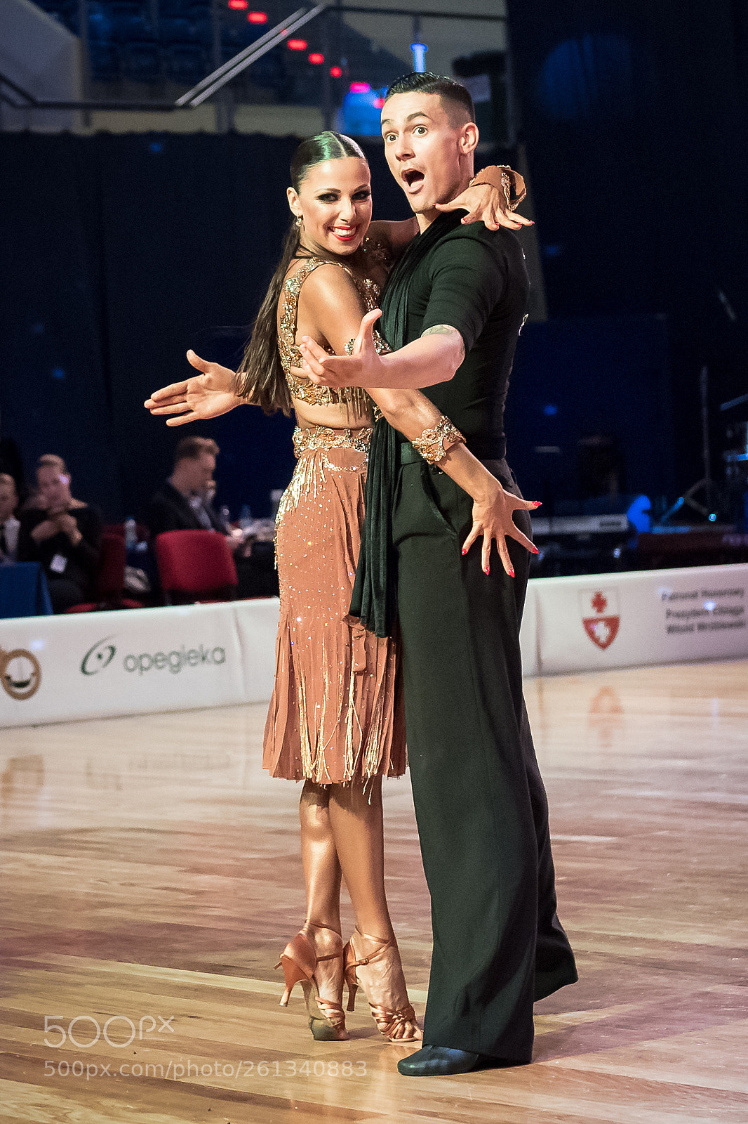 Nikon D5 sample photo. Dancers dancing latin dance photography
