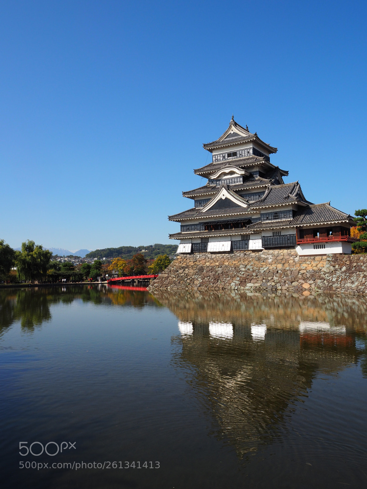 Olympus OM-D E-M10 sample photo. Matsumoto castle photography