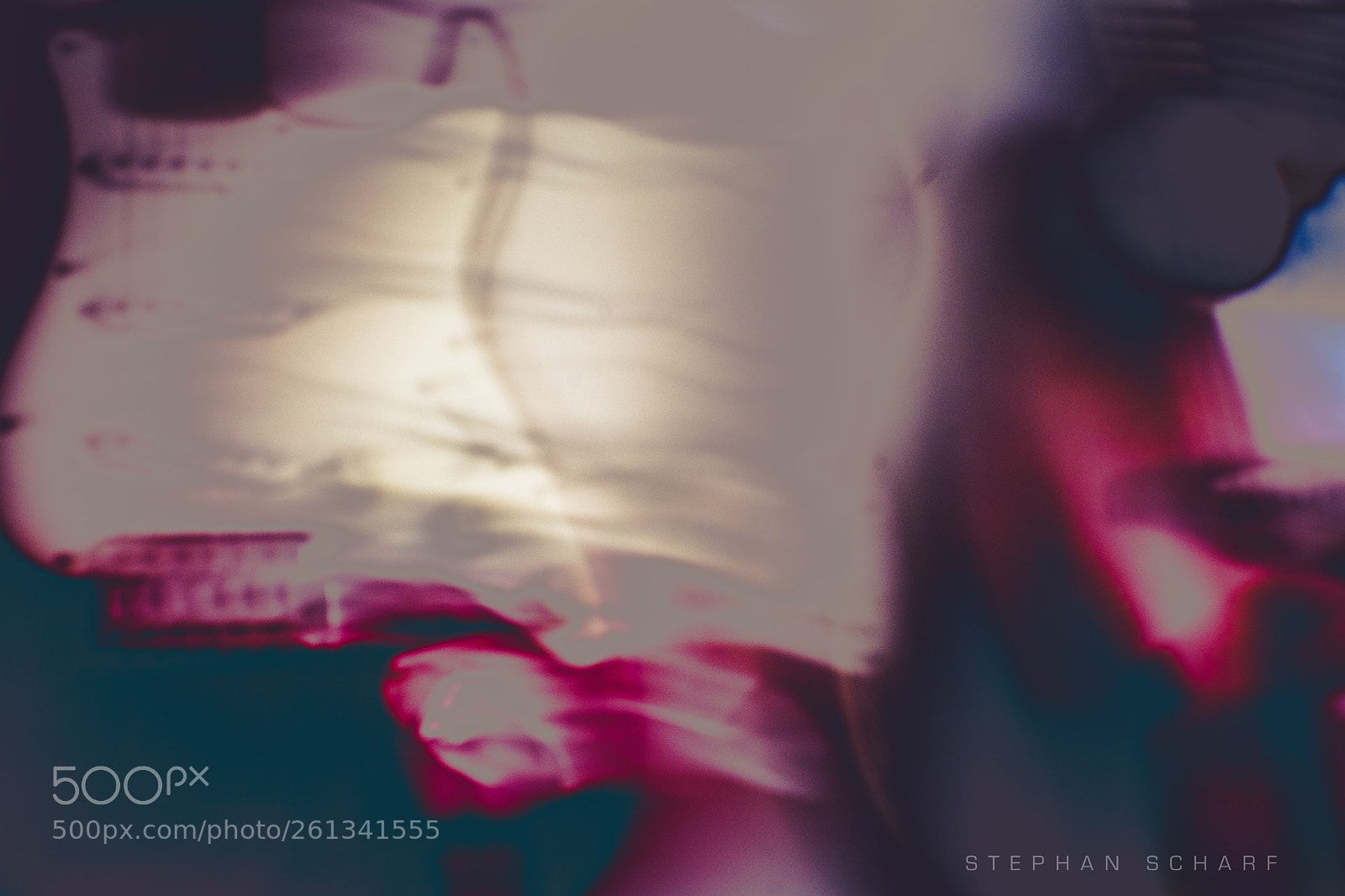 Fujifilm X-T10 sample photo. Music is in the photography