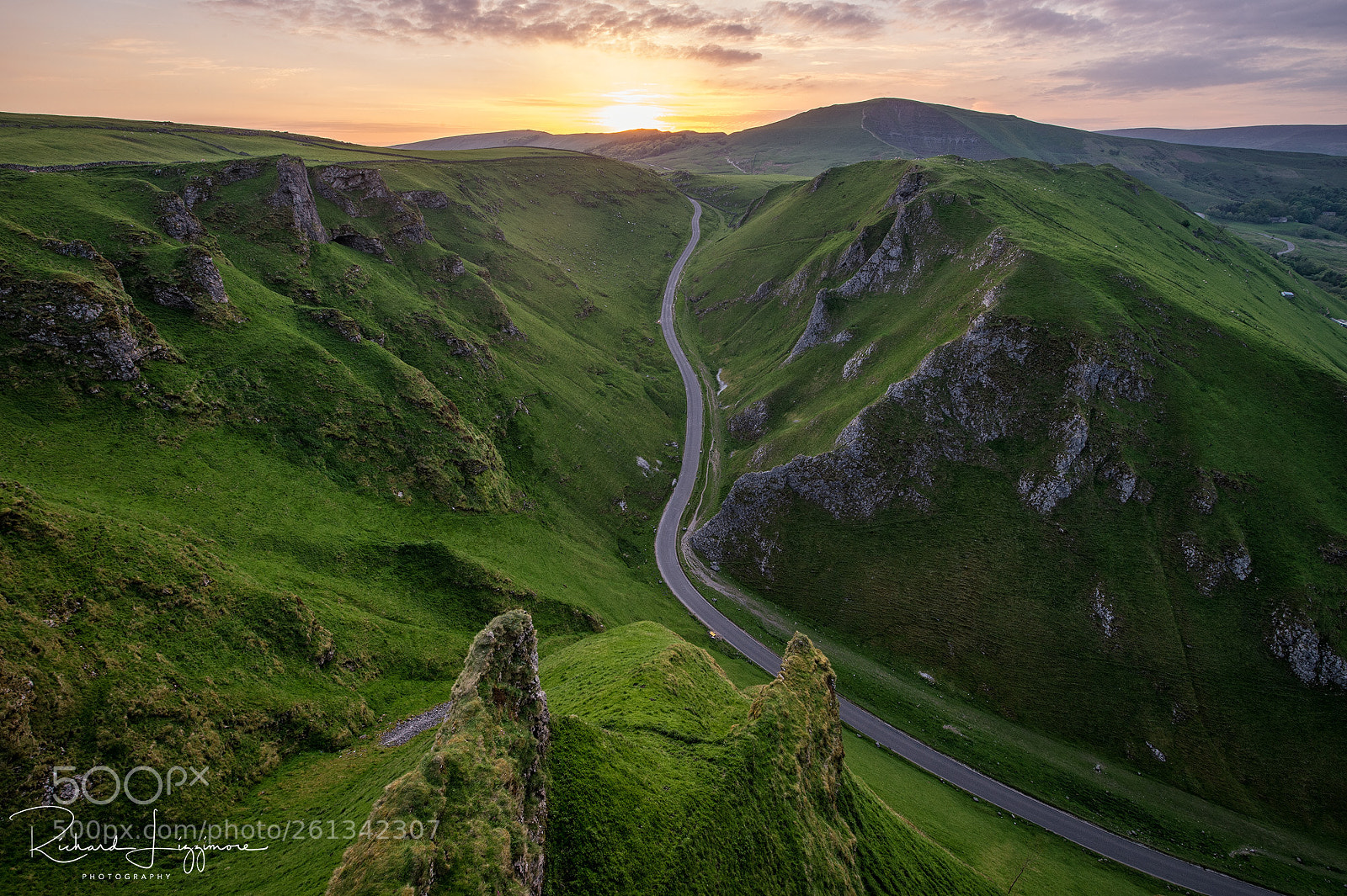 Nikon D4 sample photo. Winnats pass photography