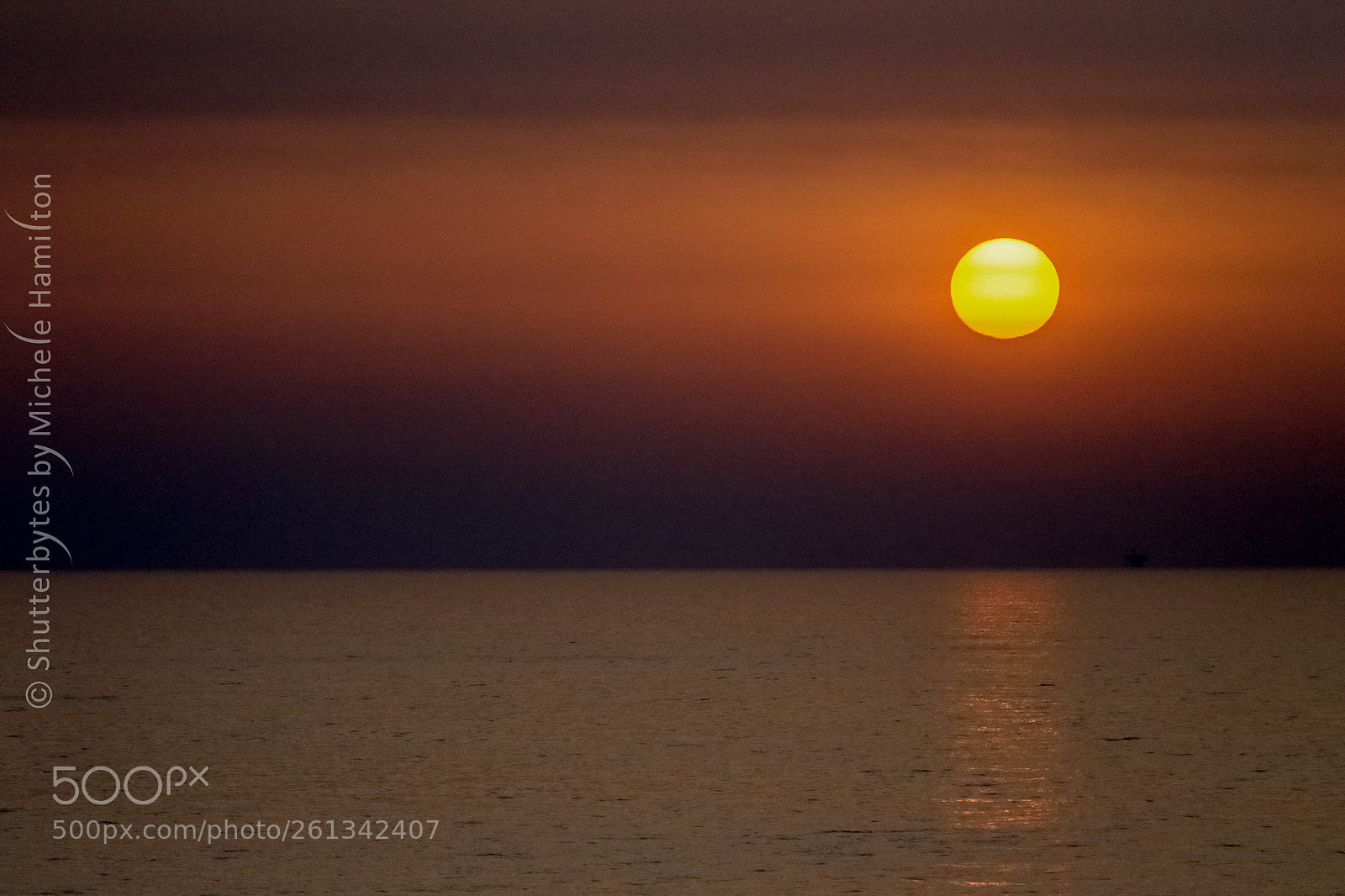 Canon EOS 7D Mark II sample photo. Sunrise over adriatic sea photography