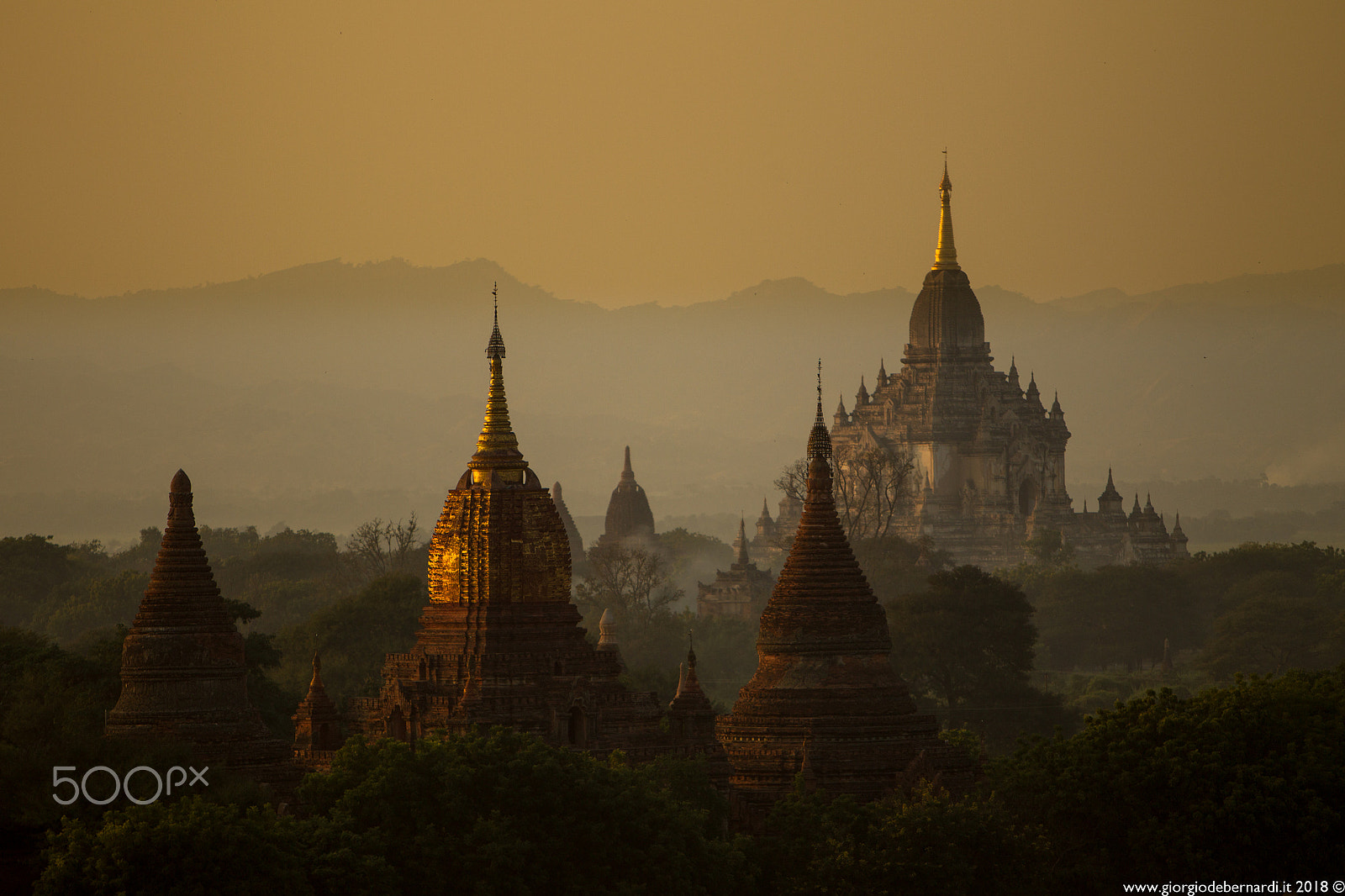 Canon EOS-1D Mark IV sample photo. Bagan photography
