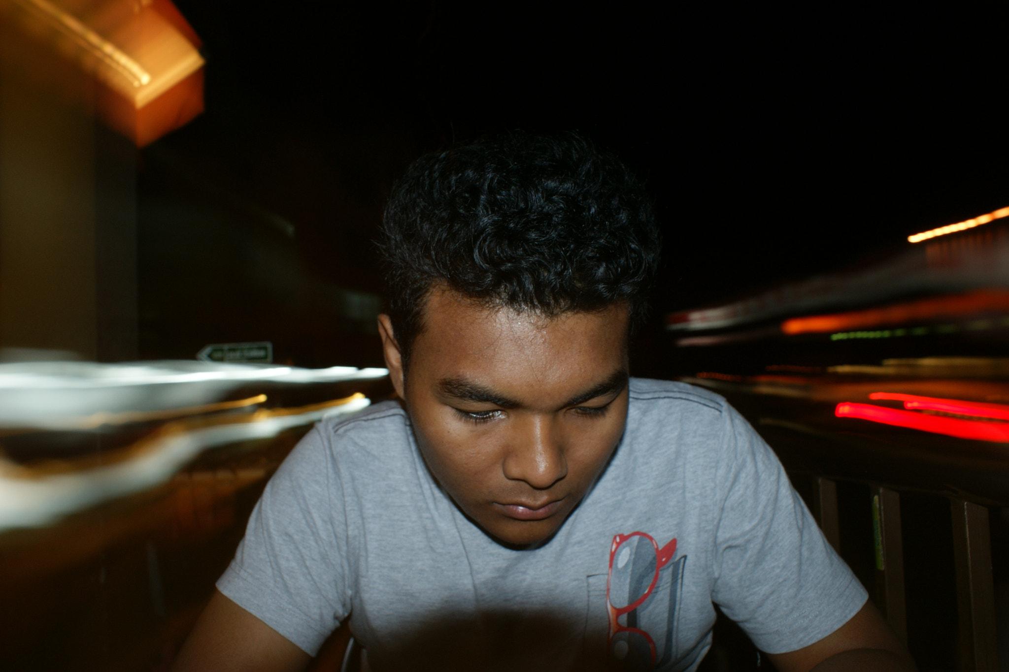 Sony DT 18-70mm F3.5-5.6 sample photo. Blood rushed to the head photography