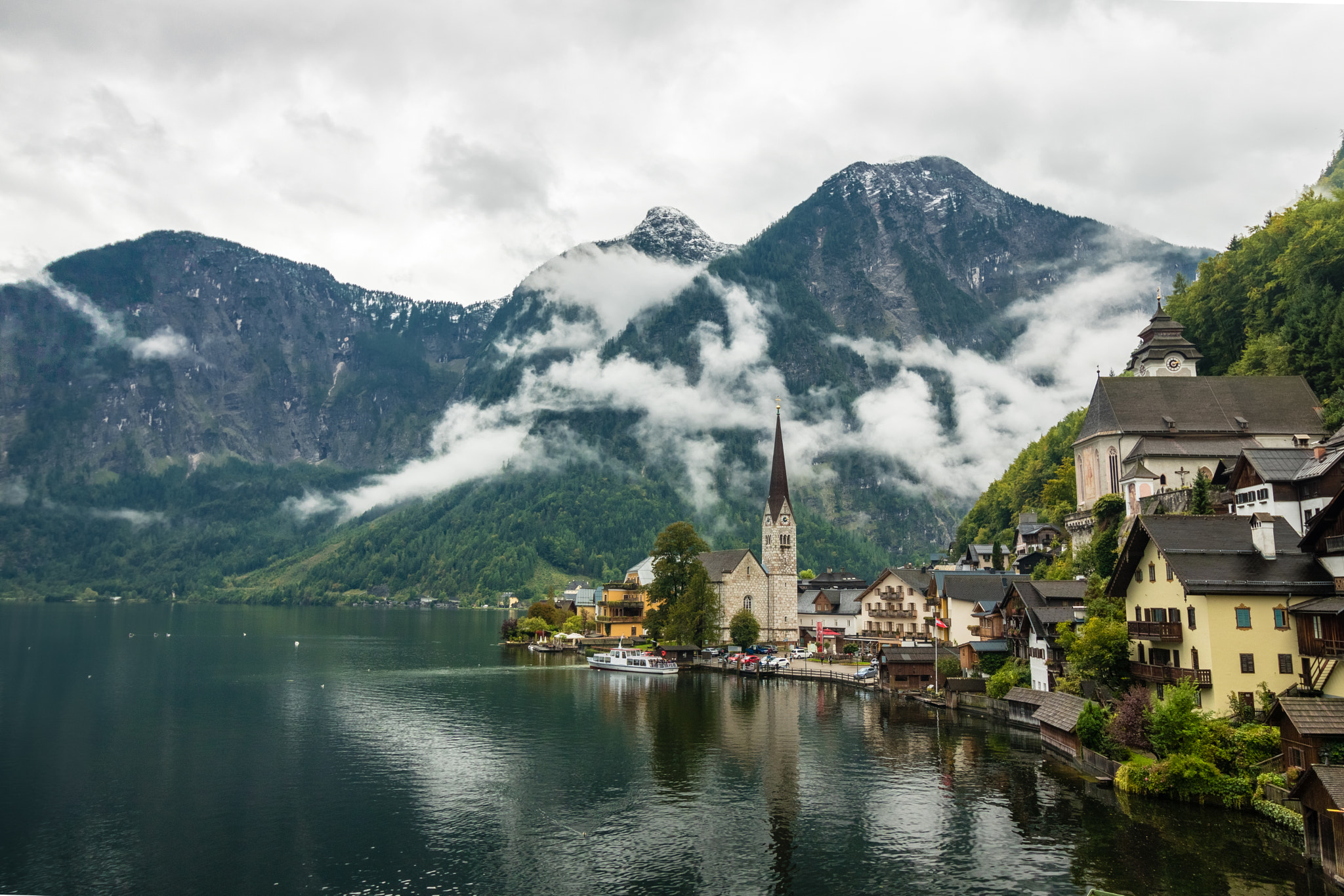 Canon EOS 760D (EOS Rebel T6s / EOS 8000D) sample photo. Hallstatt photography