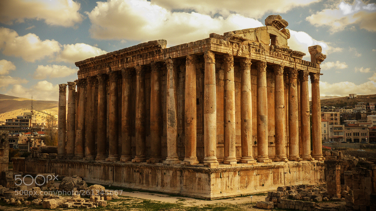 Panasonic Lumix DMC-FZ200 sample photo. Temple of bacchus photography