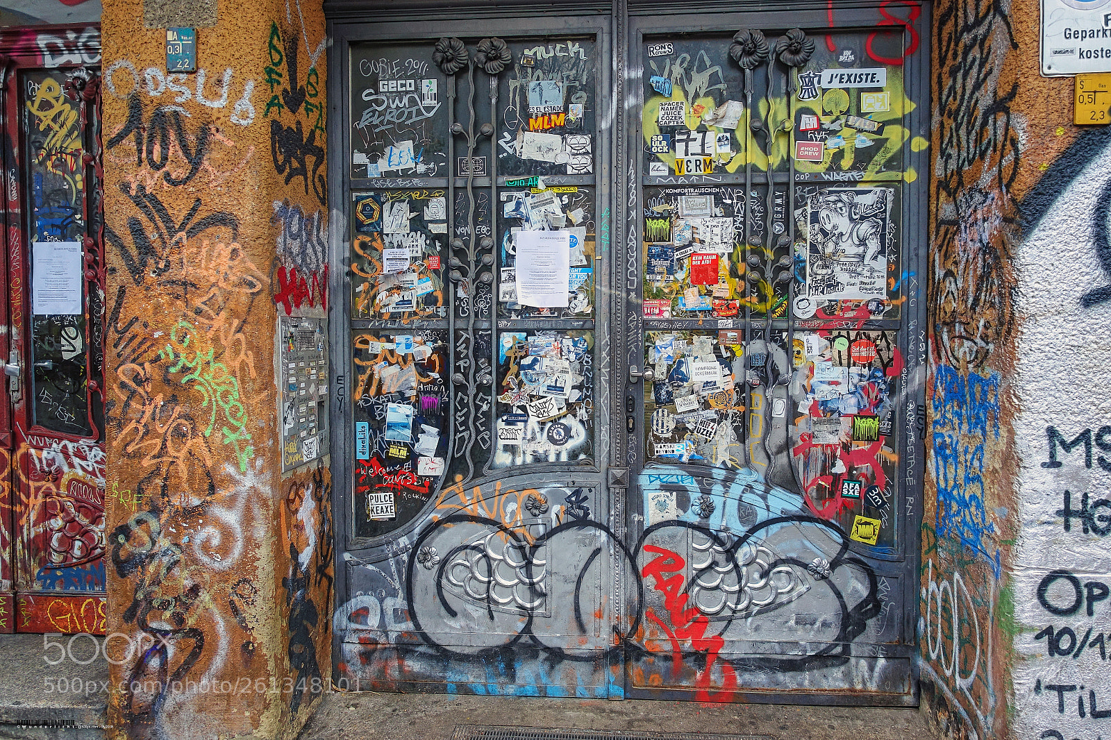 Sony Cyber-shot DSC-RX100 III sample photo. Sprayed and sticker bombed photography