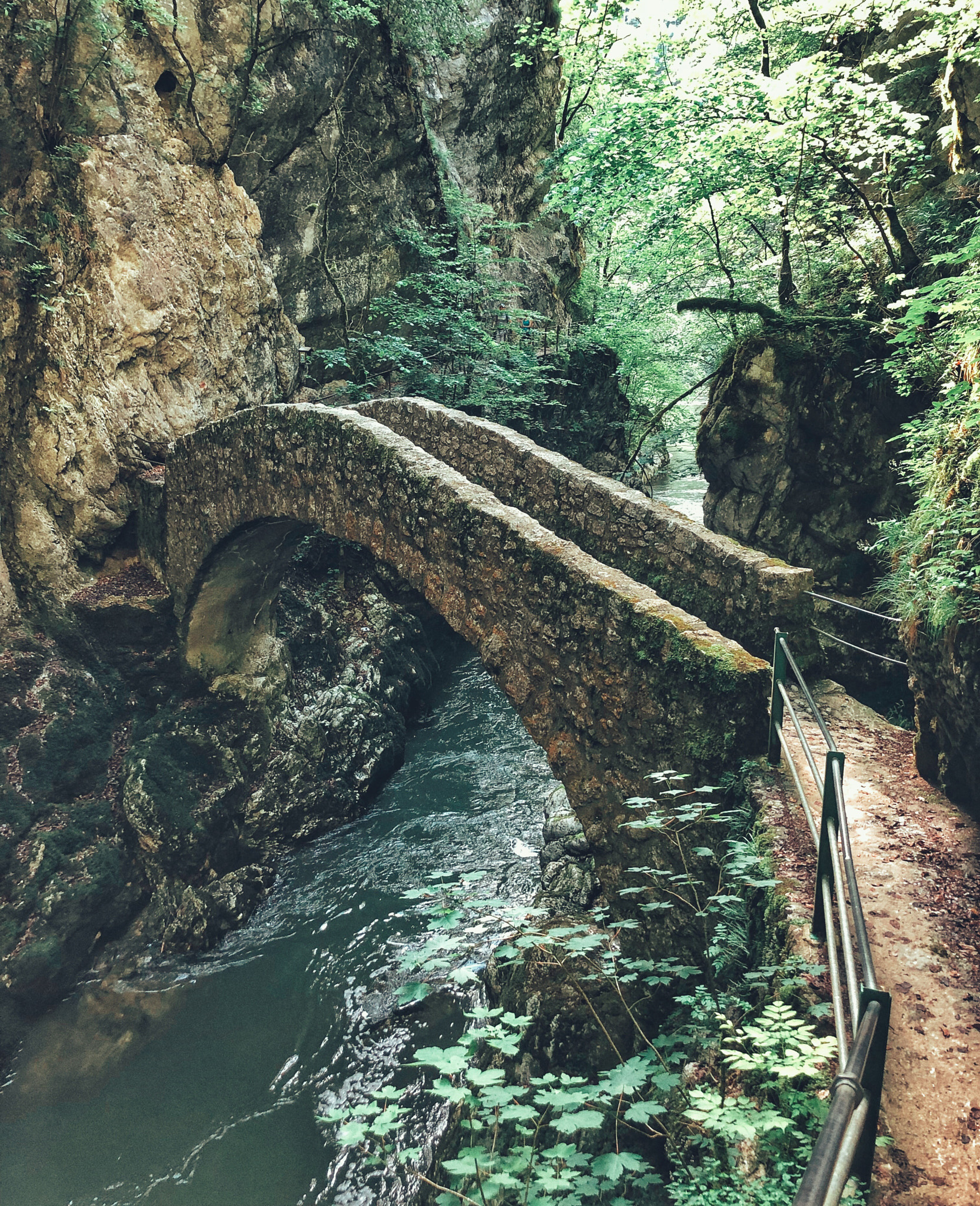 Apple iPhone 8 sample photo. Stone bridge  photography