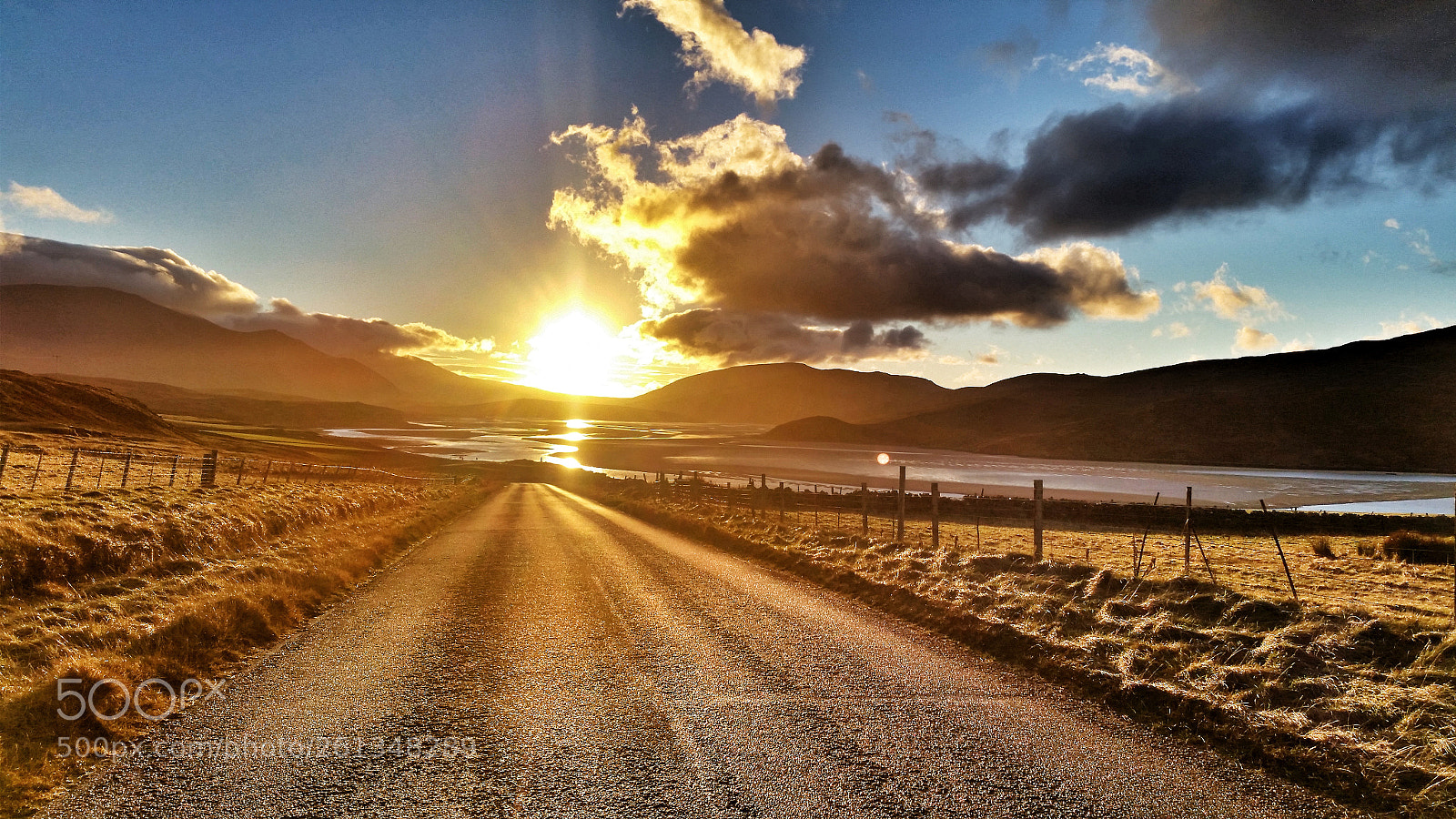 Samsung Galaxy S5 sample photo. The road to the photography