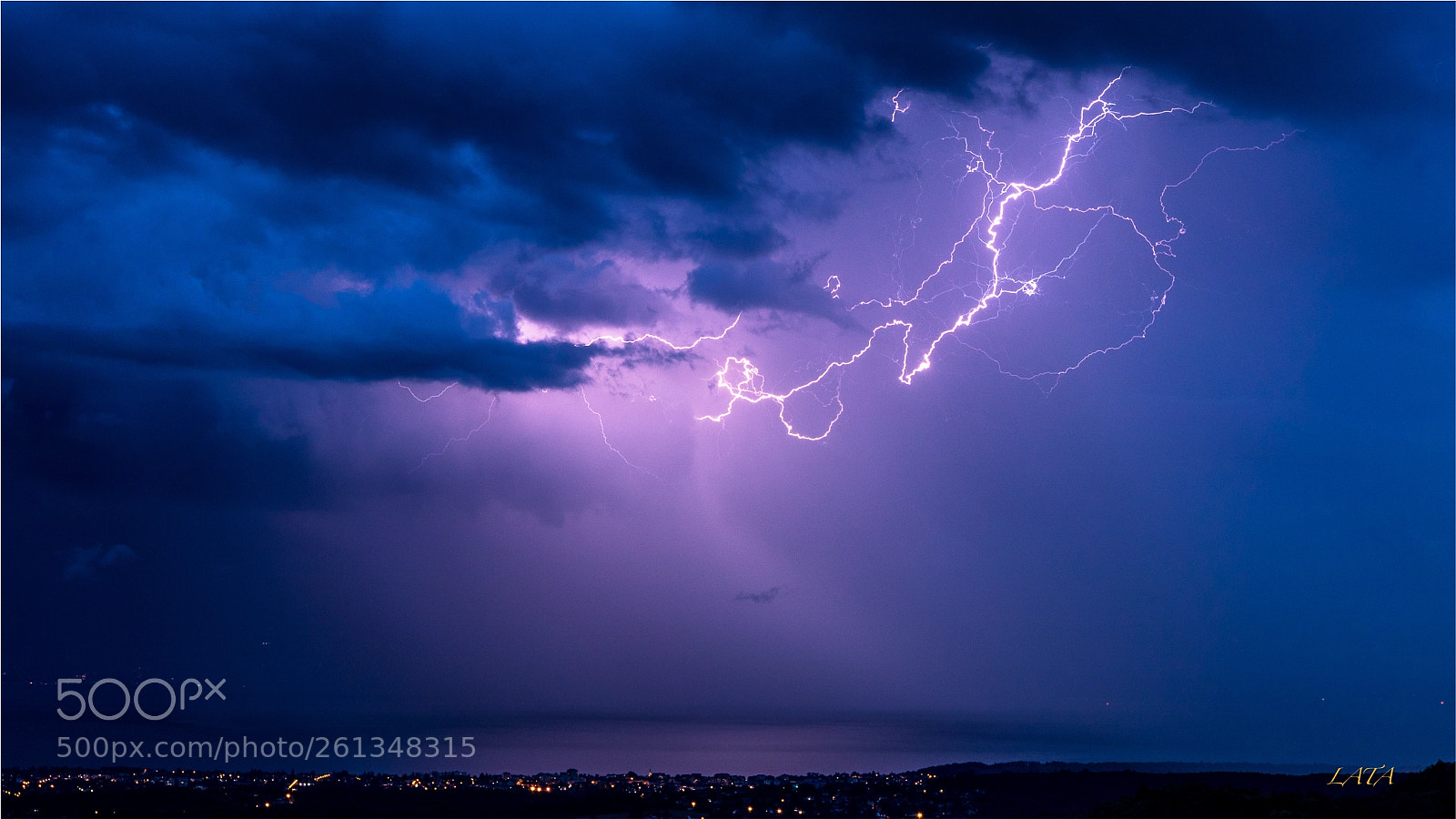Canon EOS 5D Mark IV sample photo. Orages... photography
