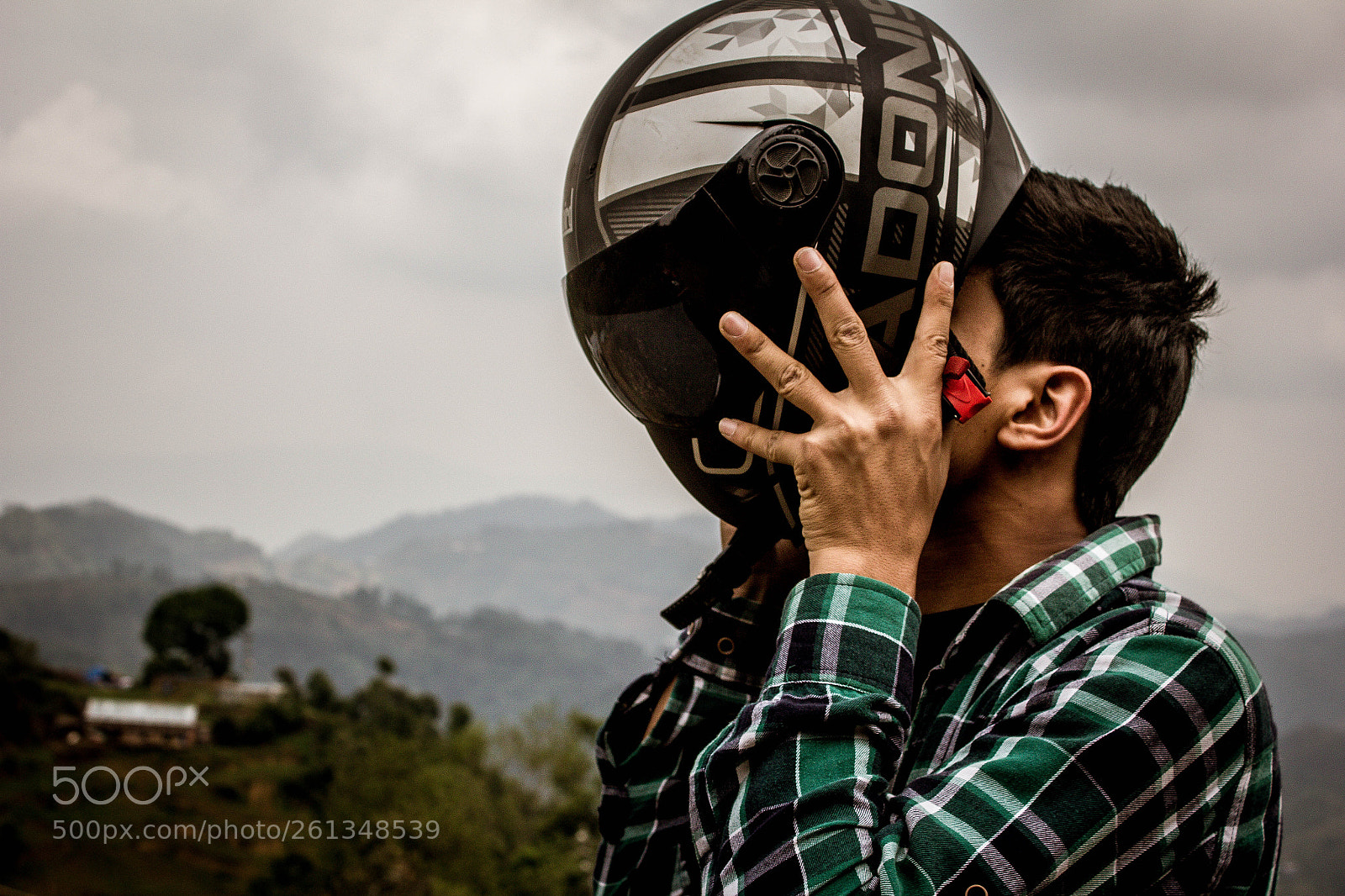 Canon EOS 60D sample photo. Crown of a rider photography