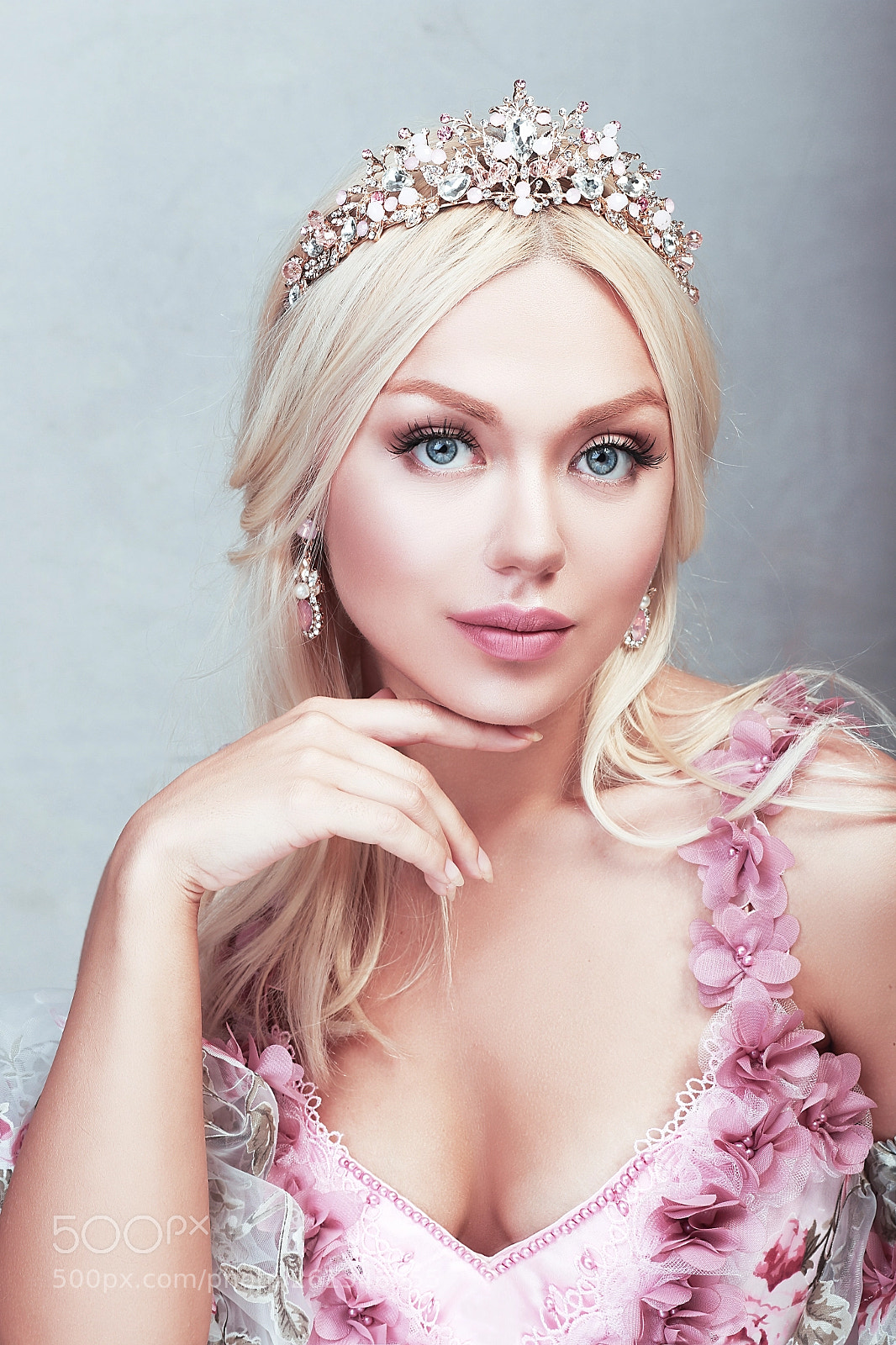 Canon EOS 6D sample photo. Princess in pink photography