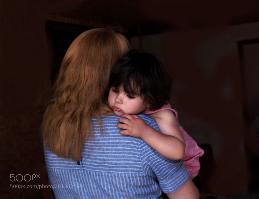 Nikon D5500 sample photo. Bed time in mummy's photography