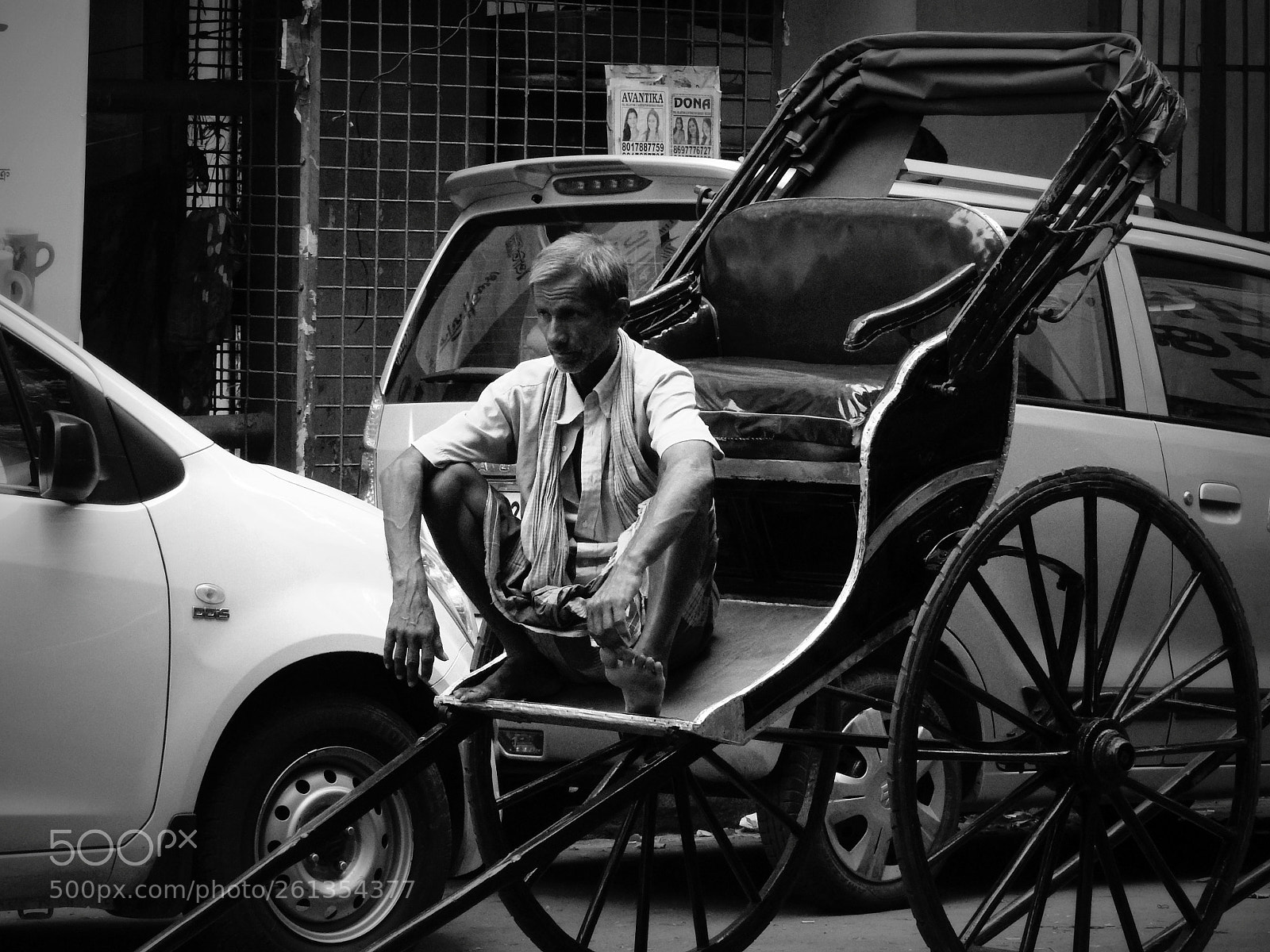 Nikon Coolpix P900 sample photo. The rickshaw puller....! photography