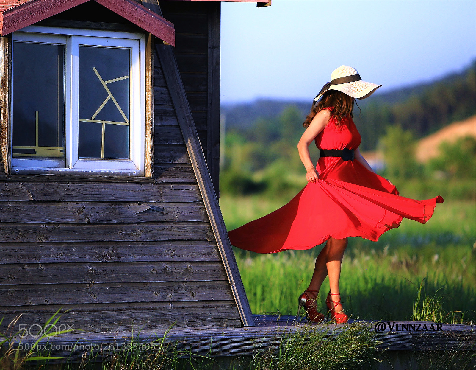 Canon EOS 6D sample photo. Lady in red photography