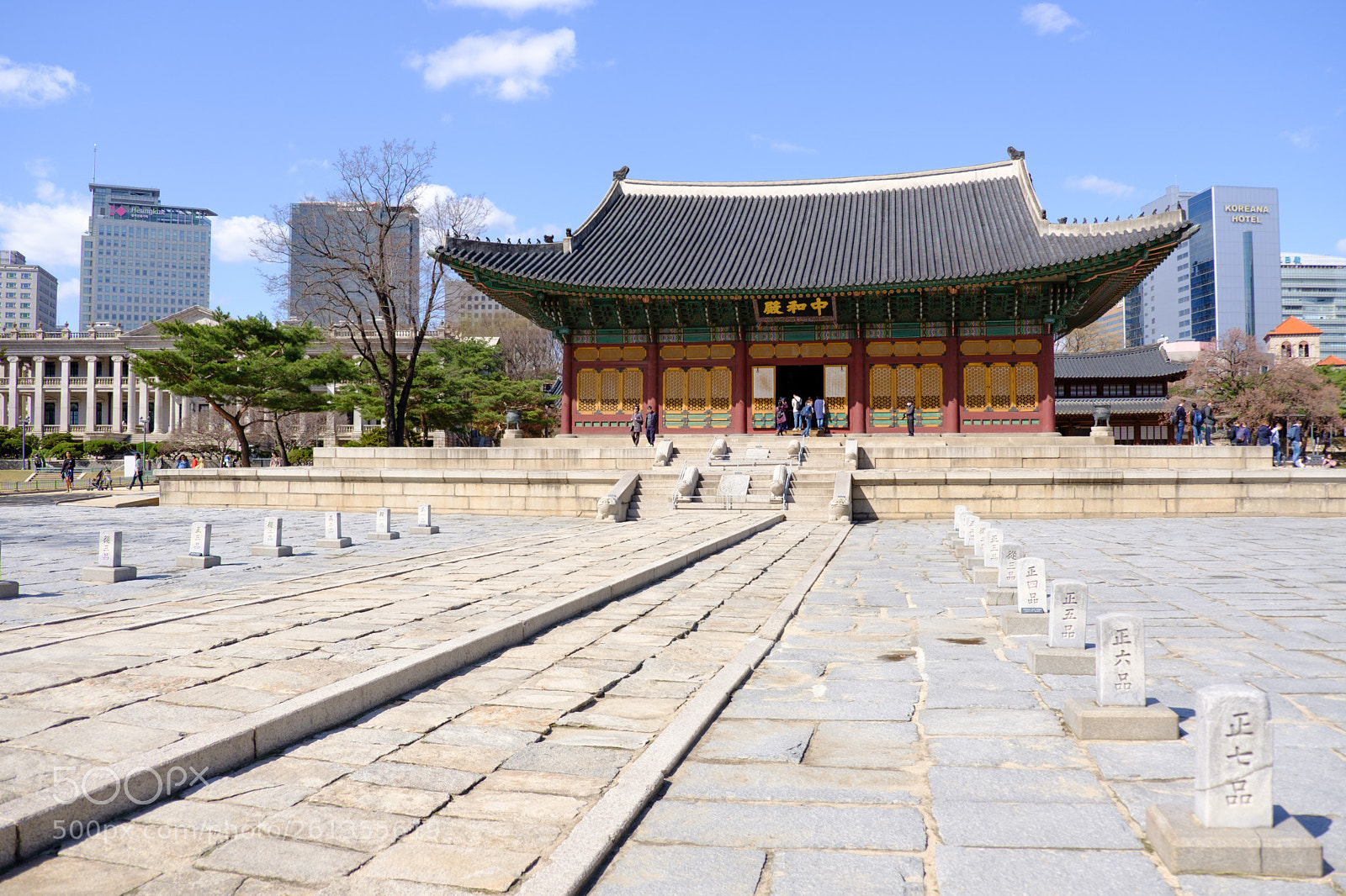 Fujifilm X-T20 sample photo. Junghwajeon hall photography