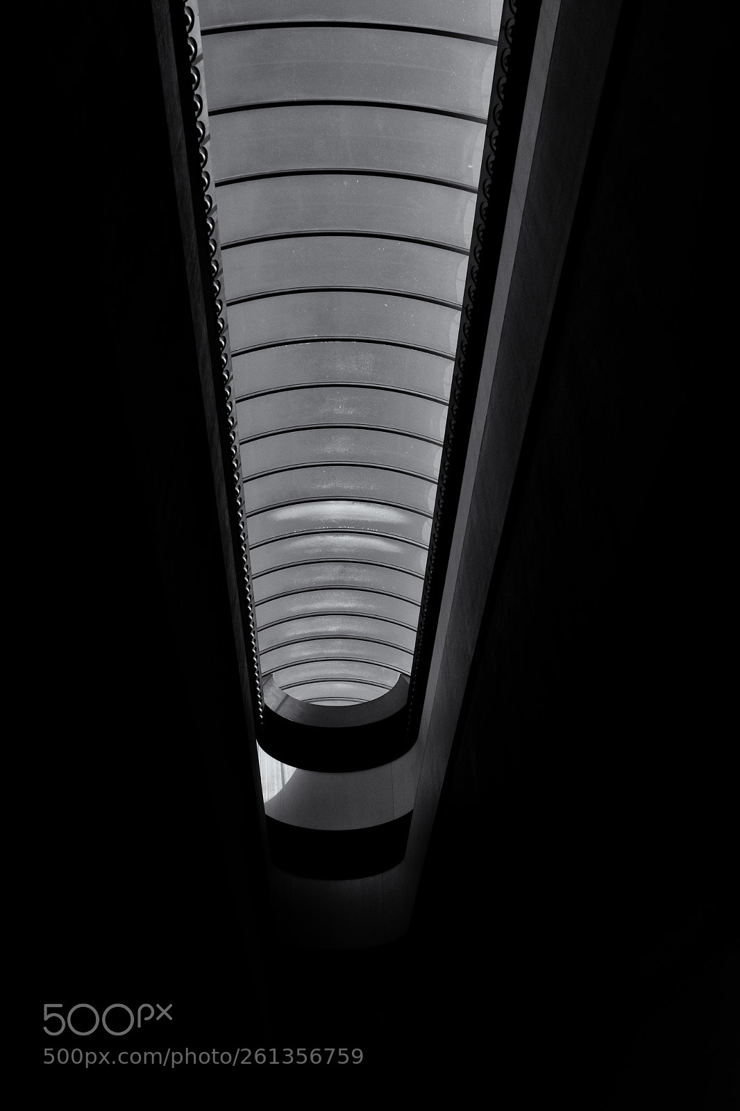 Fujifilm X-T20 sample photo. Starship photography