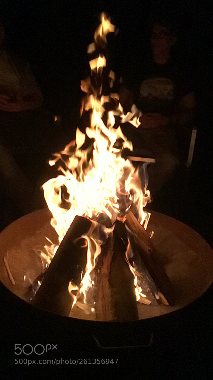 Apple iPhone 6s sample photo. Burning inside photography