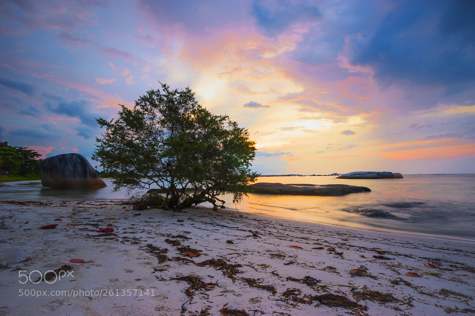 Sony a7 sample photo. Laskar pelangi beach photography