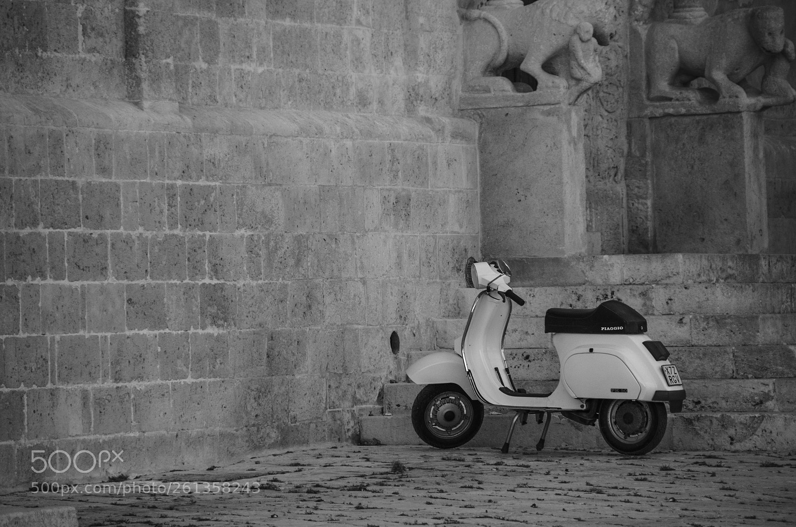 Nikon D5100 sample photo. Vespa b&w photography