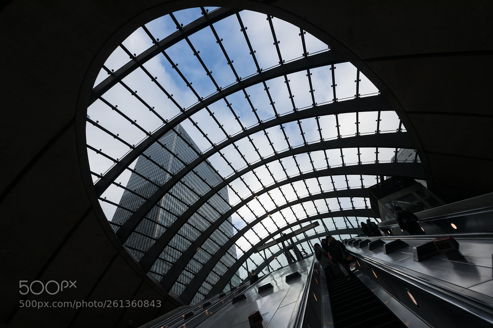 Canon EOS 5D Mark IV sample photo. Street photojournal photography
