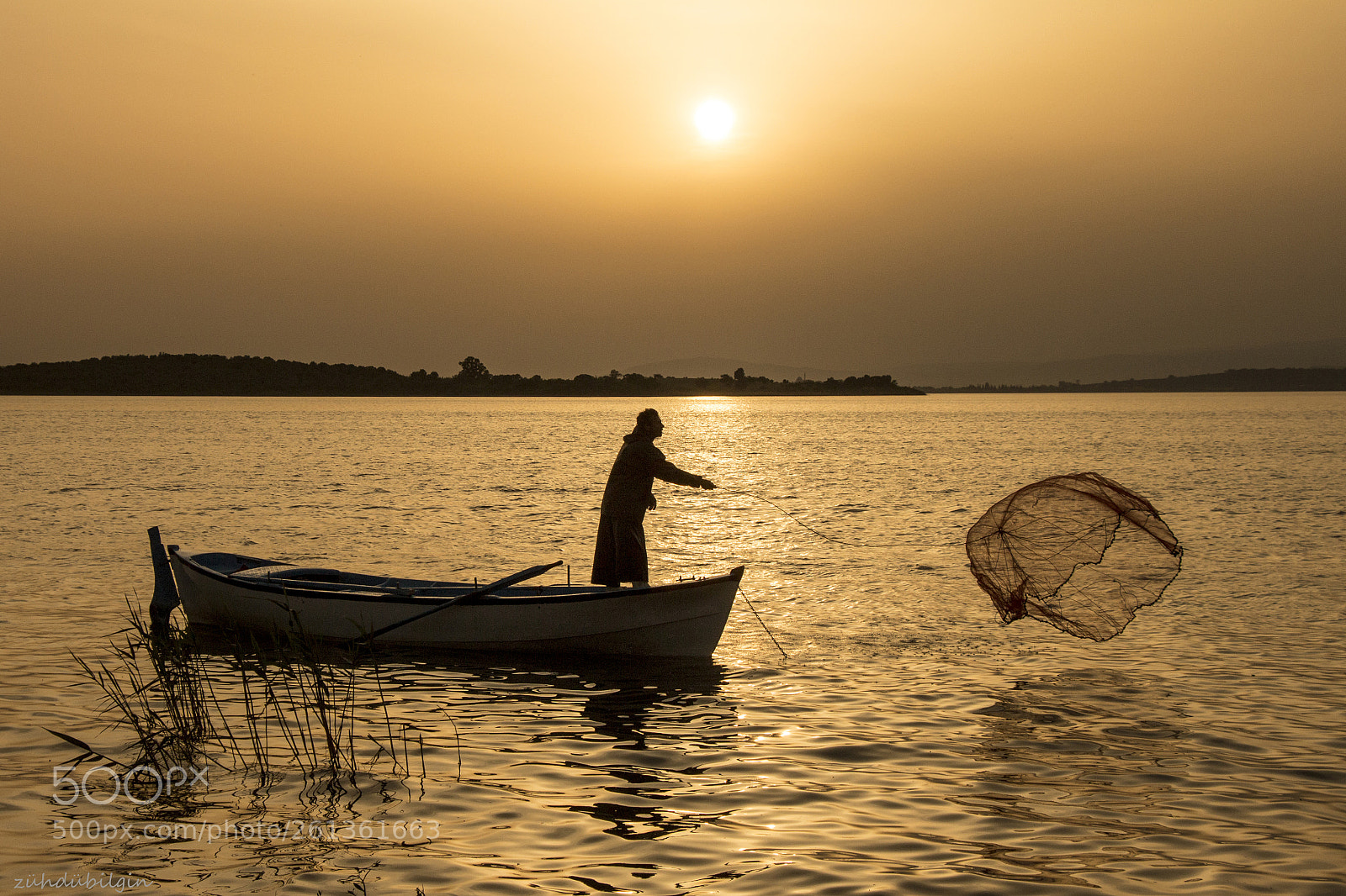 Canon EOS 650D (EOS Rebel T4i / EOS Kiss X6i) sample photo. Fisherman at sunset photography