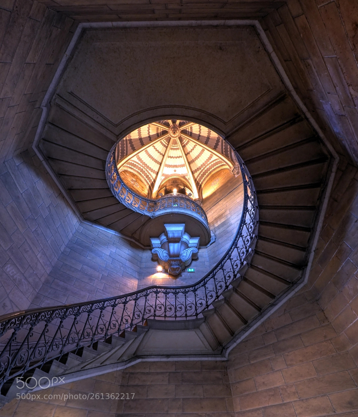 Olympus OM-D E-M5 II sample photo. Notre dame de fourviere photography