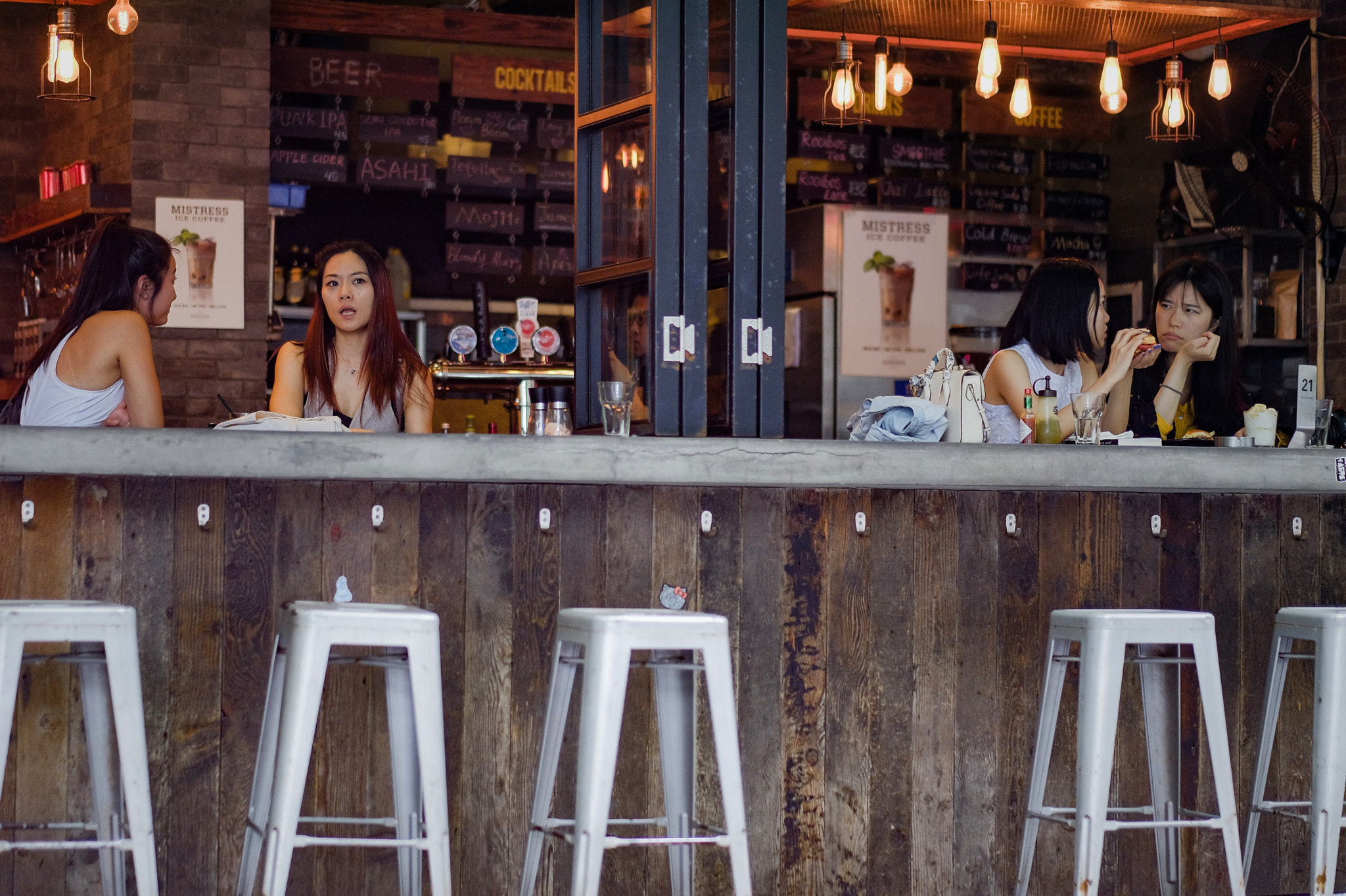 Fujifilm X-E3 sample photo. Bar counter photography