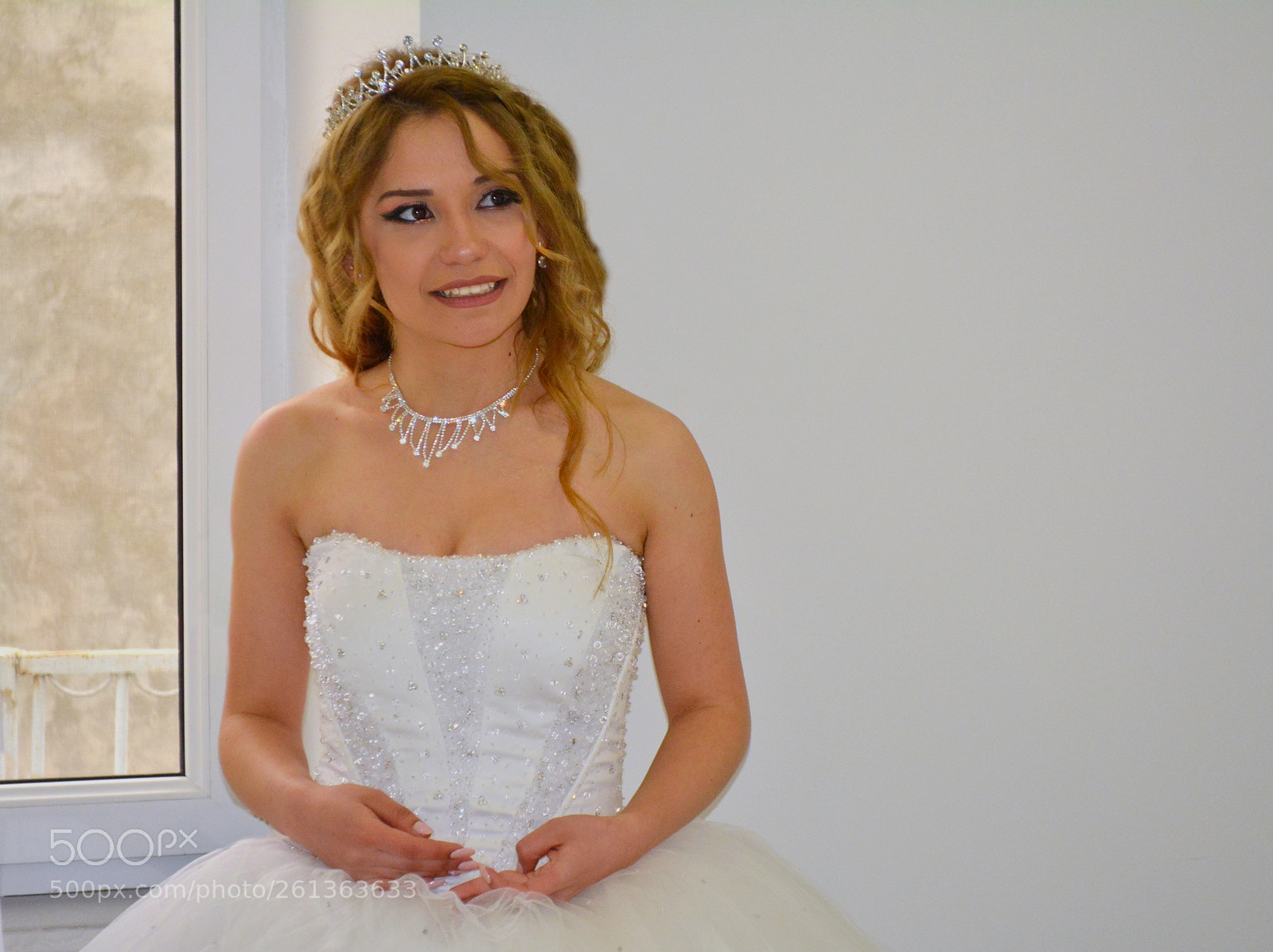 Nikon D5200 sample photo. Lovely happy bride photography