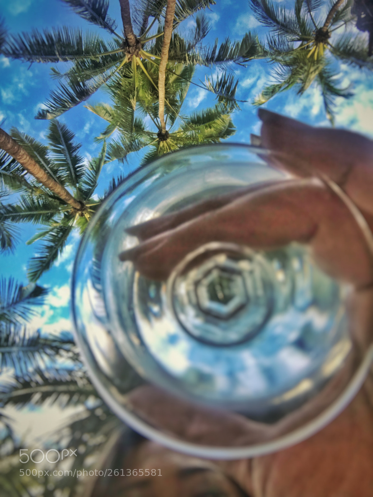 Apple iPhone 7 Plus sample photo. Beach party glass photography