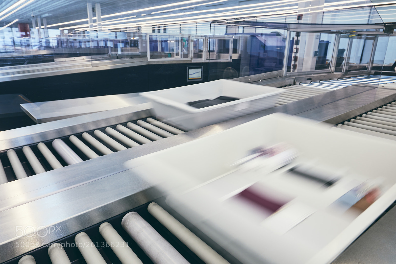 Canon EOS 5D Mark IV sample photo. Airport security check photography