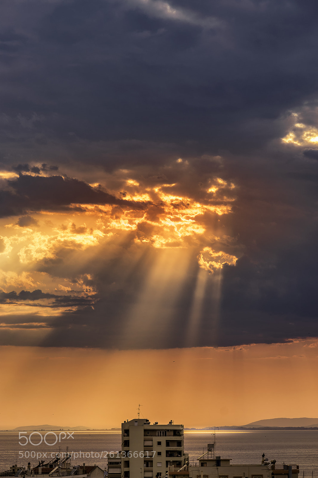 Nikon D3300 sample photo. Sunset rays through the photography