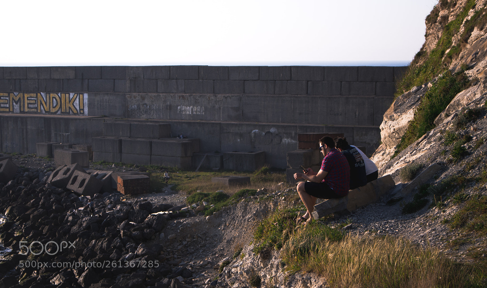 Canon EOS 750D (EOS Rebel T6i / EOS Kiss X8i) sample photo. Locals photography
