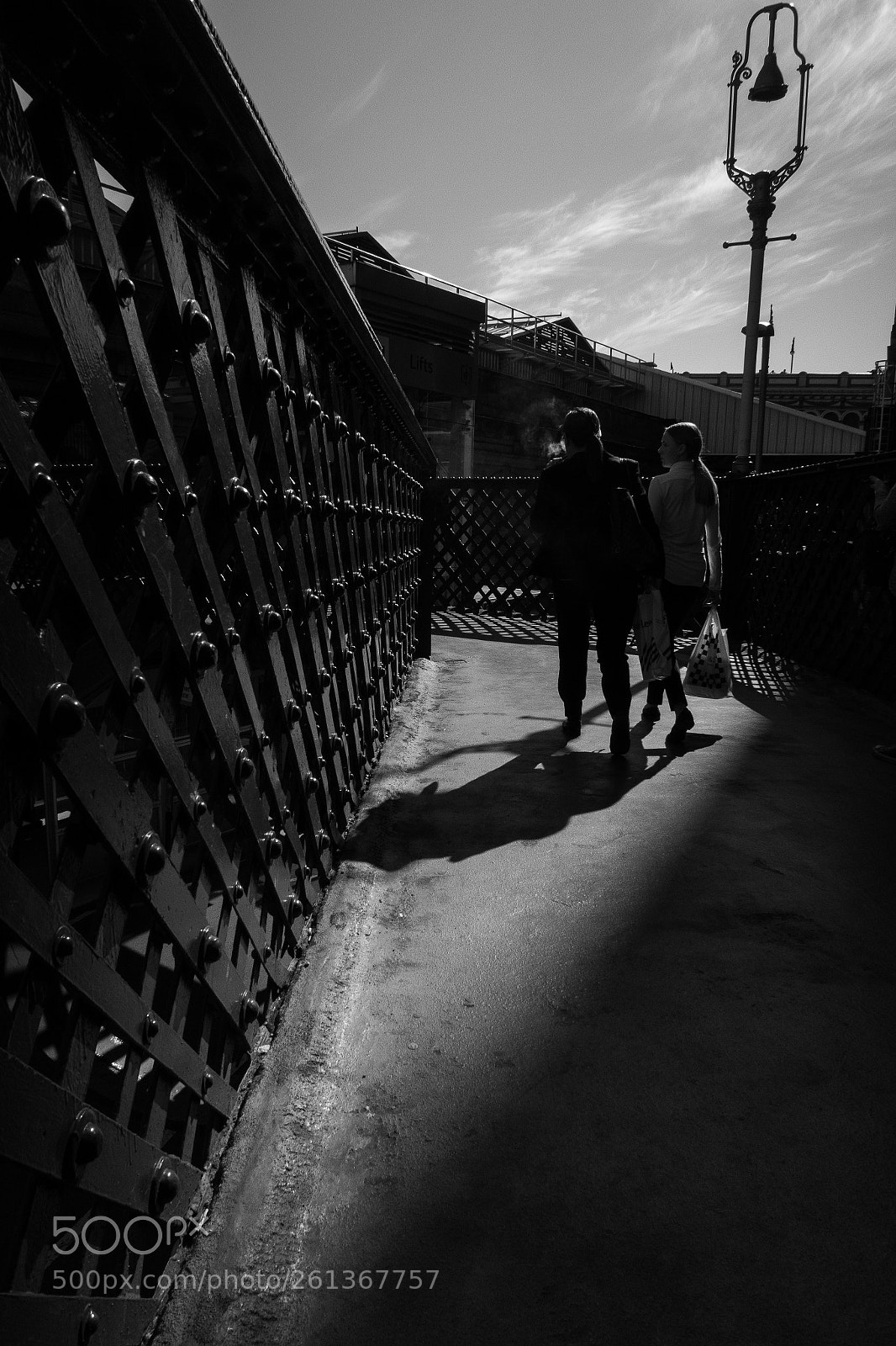 Canon PowerShot G7 X sample photo. At the station photography